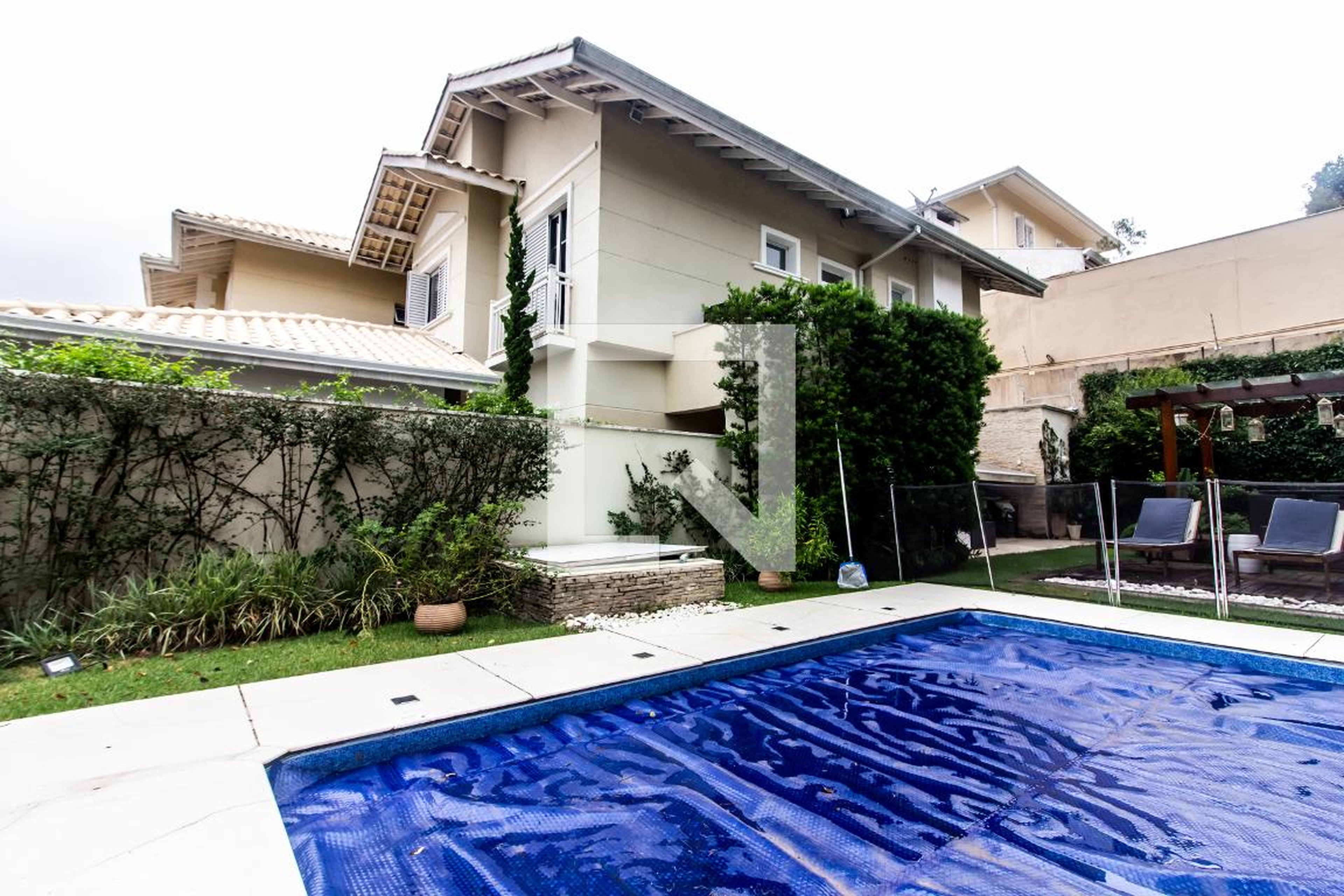 Piscina Aquecida - Casa de Orleans