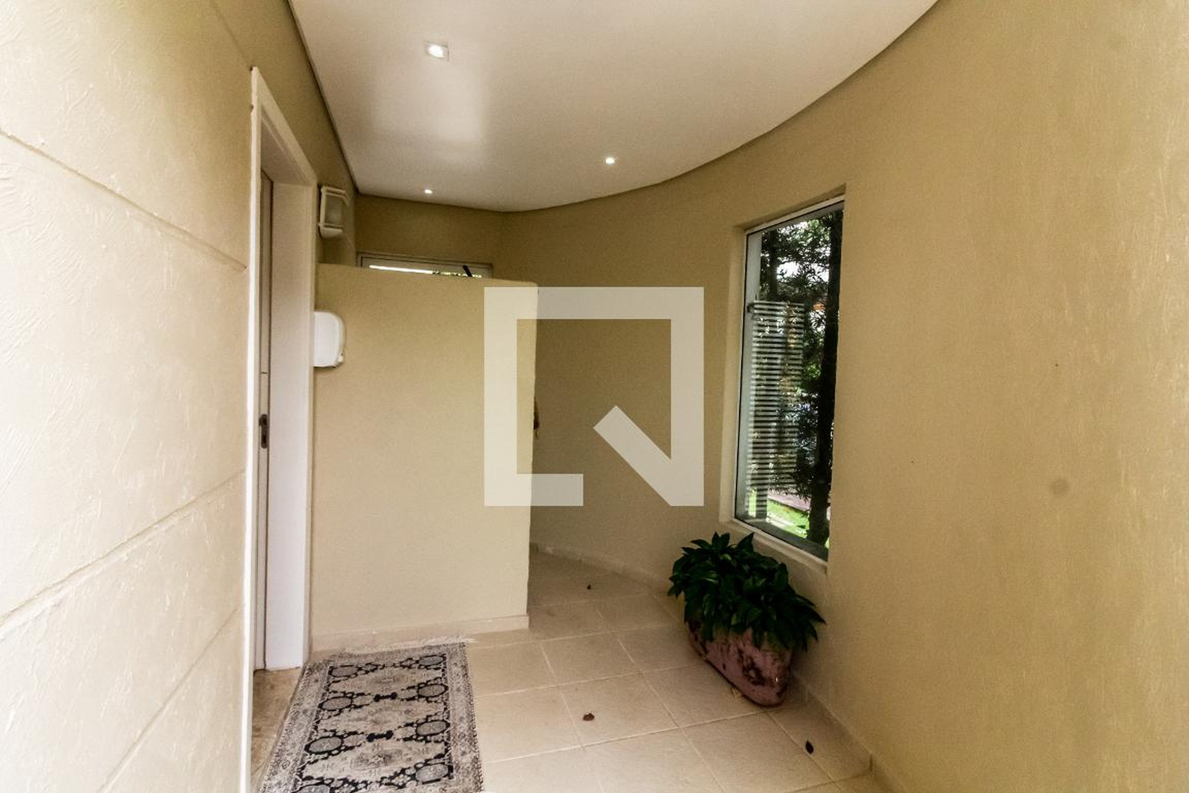 Entrada - Casa de Orleans