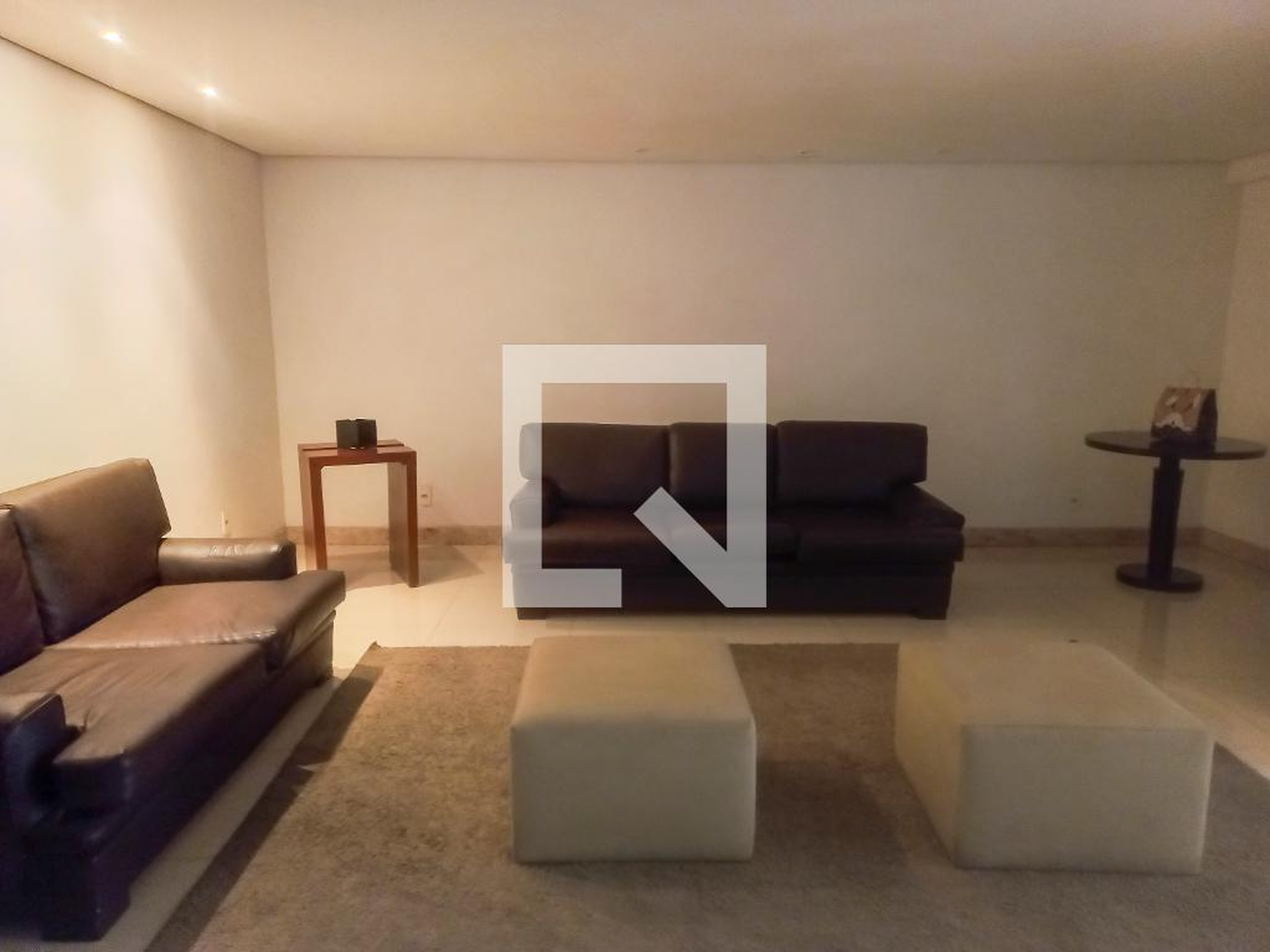 Hall de Entrada - Edifício Maria José Sales Lagoeiro