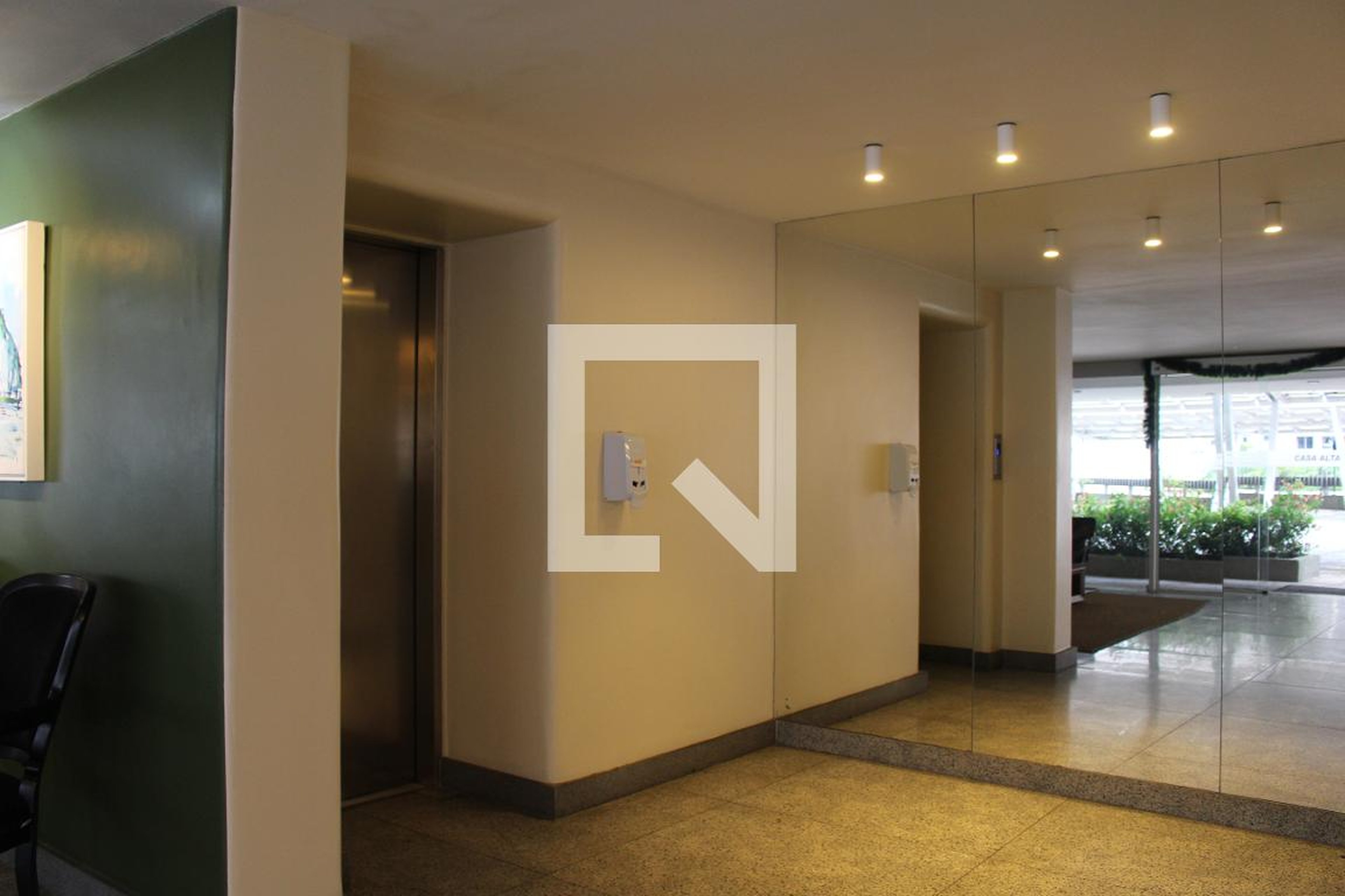 Hall de entrada - Casa Alta-Trabalho