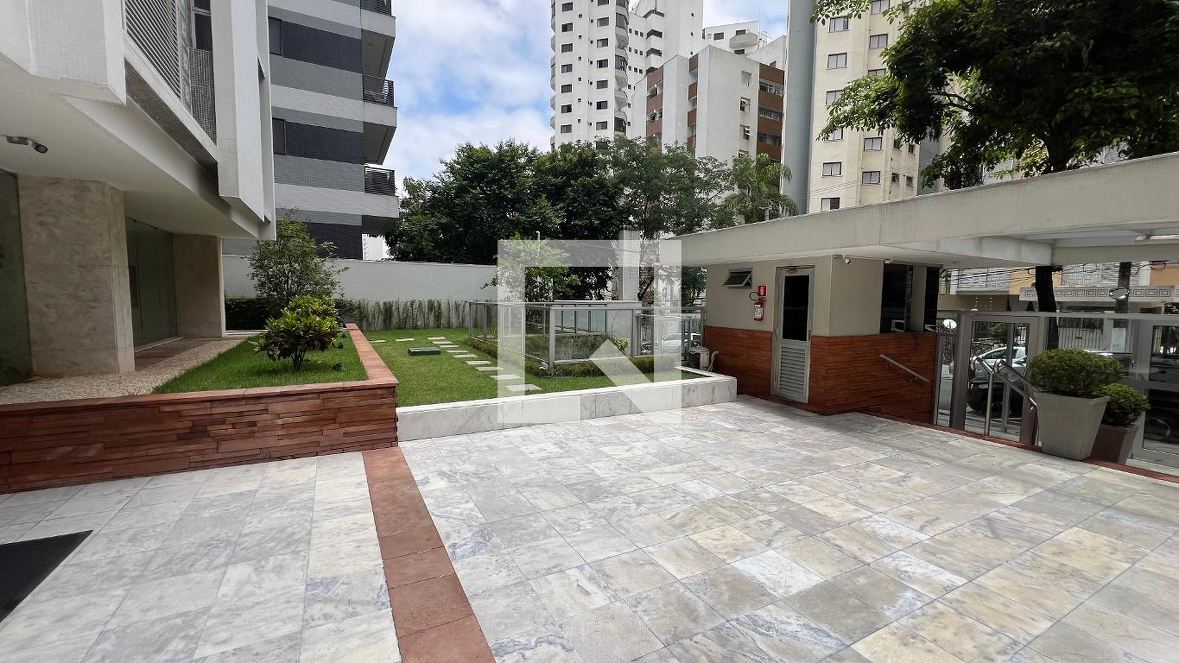 Entrada - Edifício Ajaccio