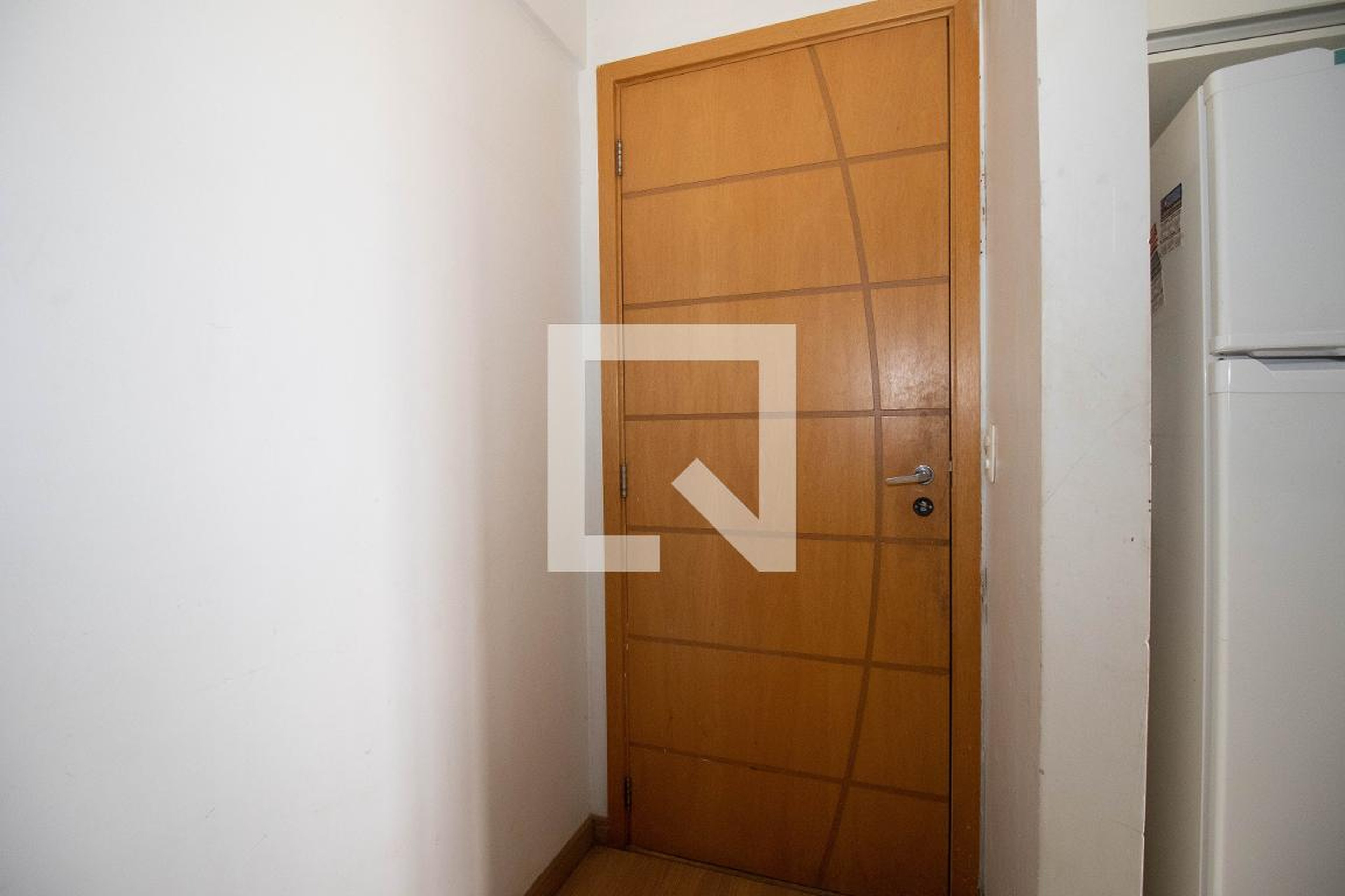 Hall - null