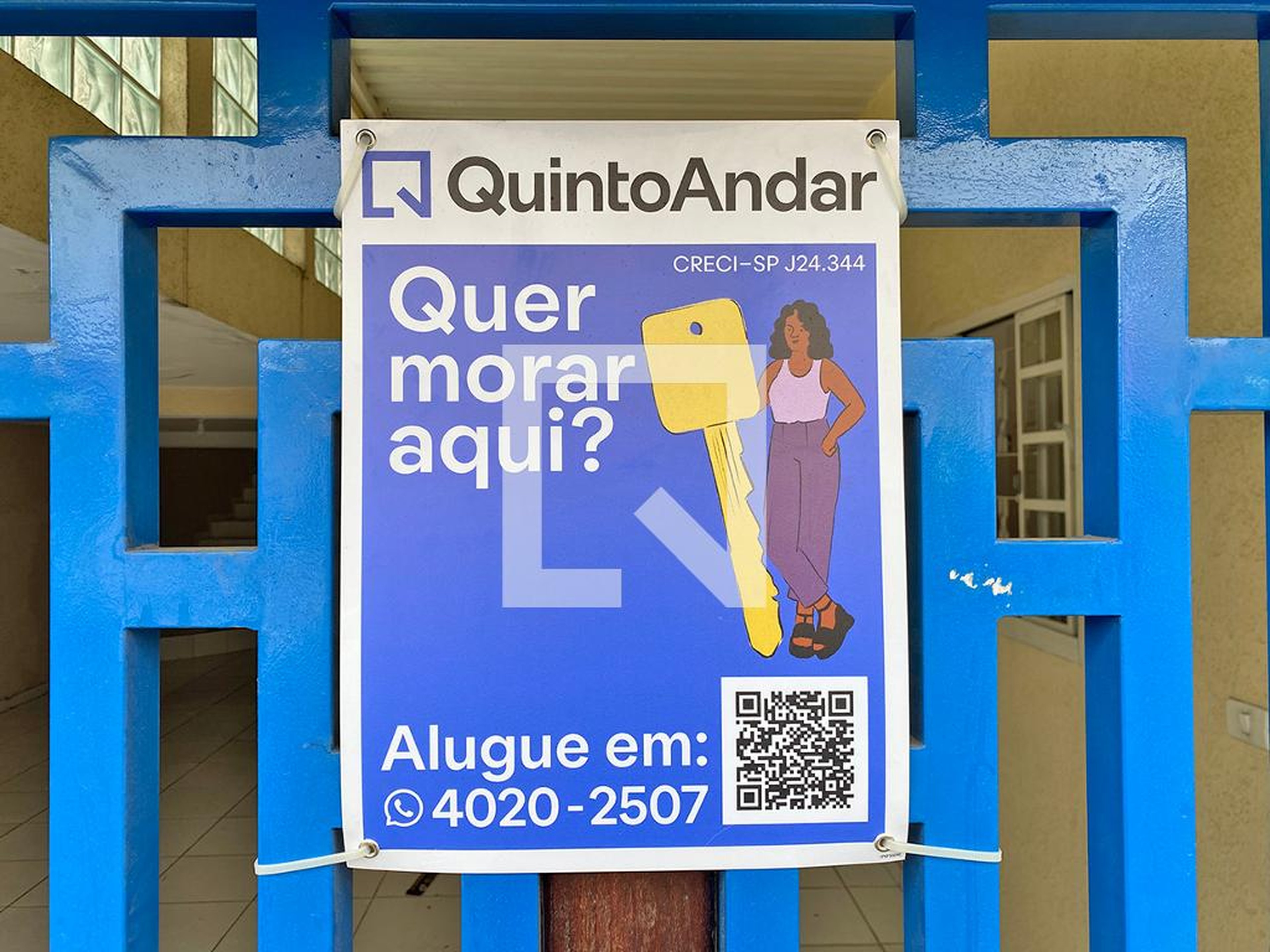 Fachada Condomínio em Rua Pascoal Moreira, 59