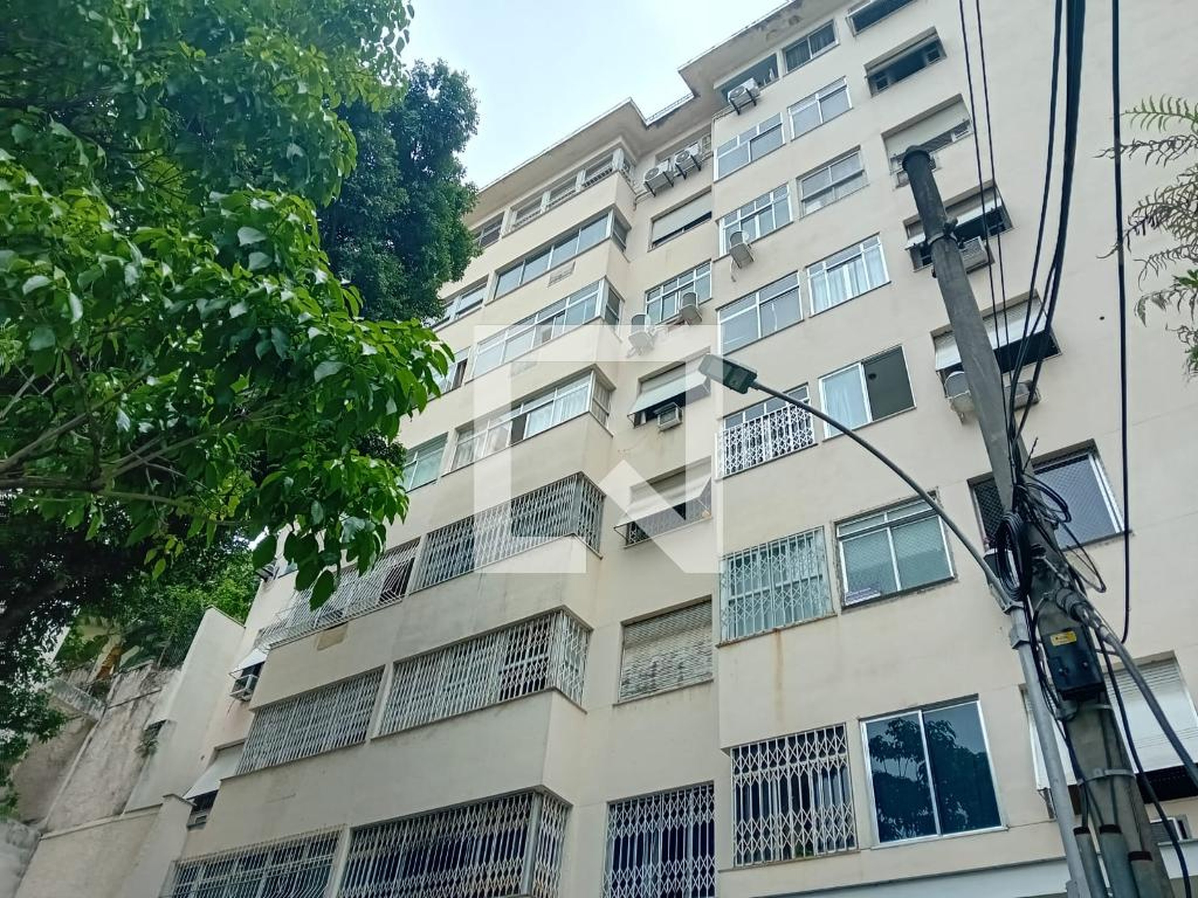 Fachada do Prédio Condomínio em Rua das Graças, 71