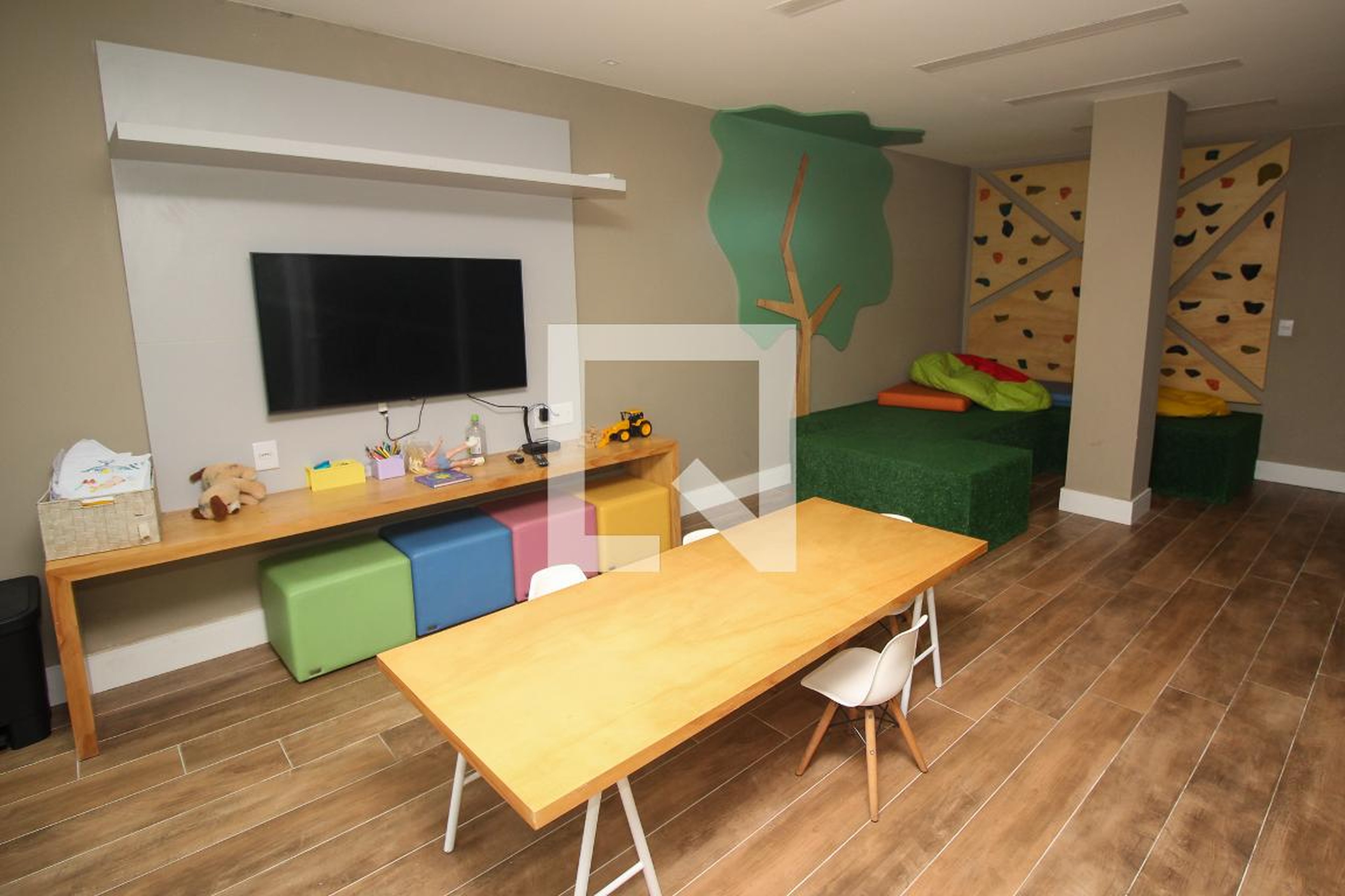 Brinquedoteca - Hill160