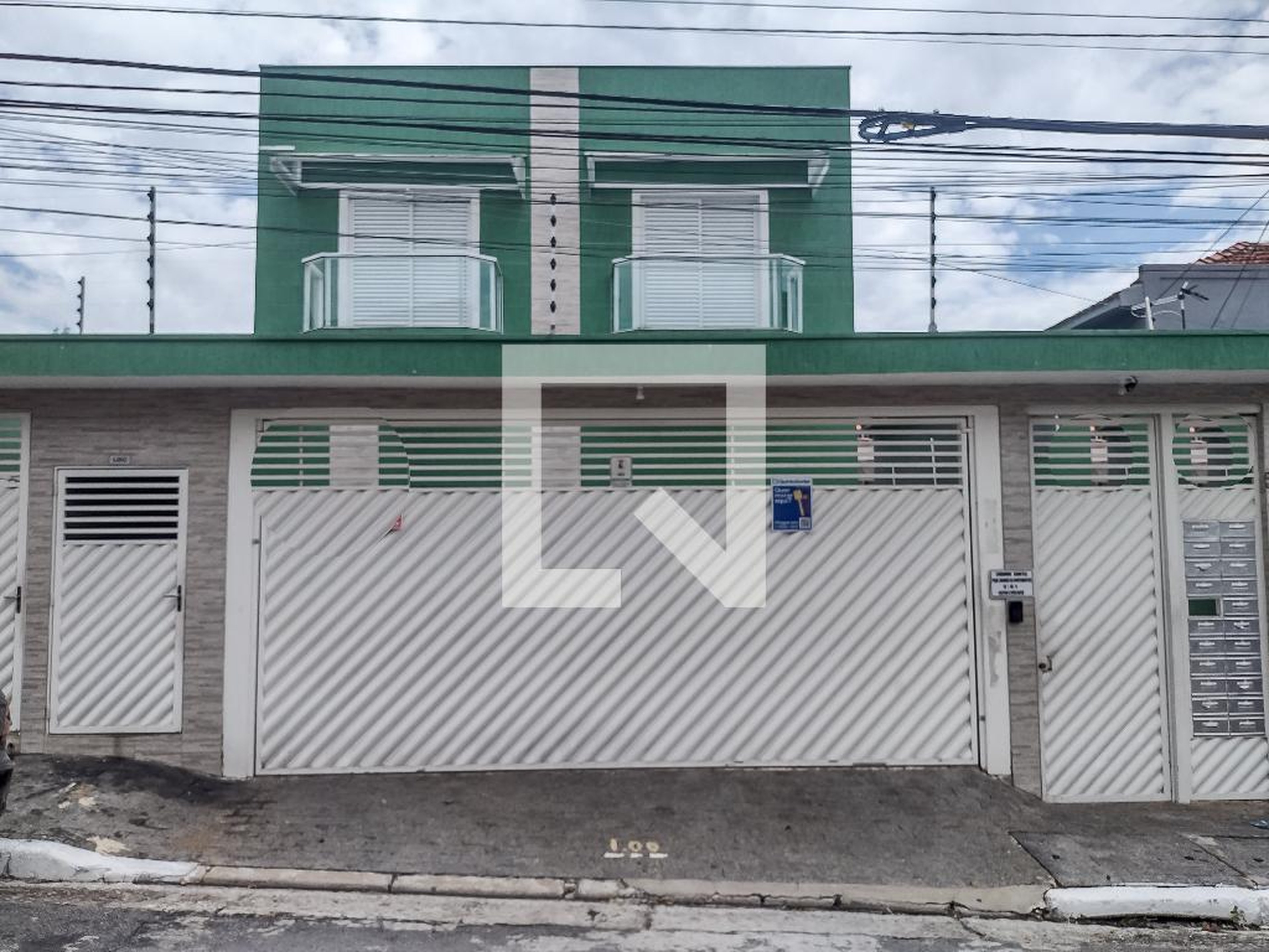 Fachada Condomínio em Rua Aragão, 336