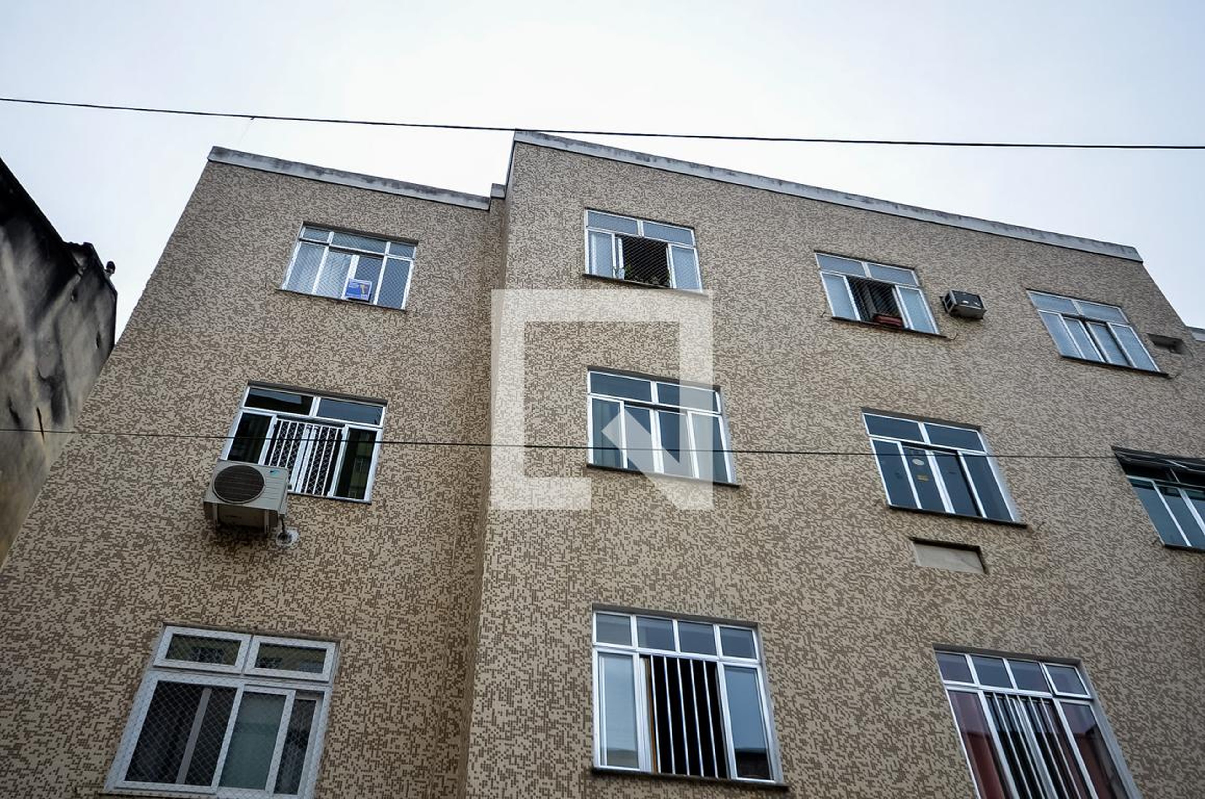 Fachada Condomínio em Rua Coronel Correia Lima, 10