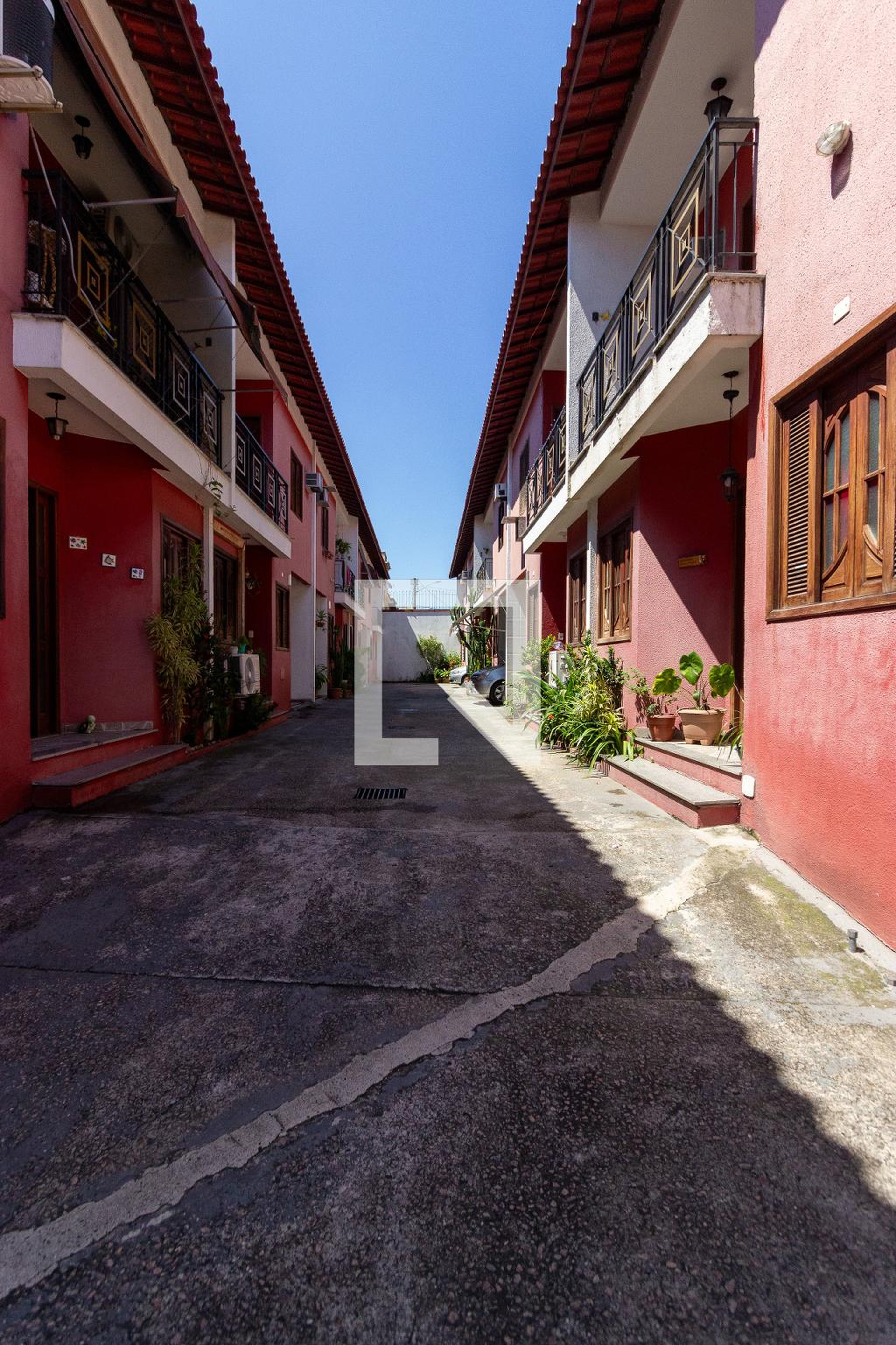 Fachada do Condomínio Condomínio em Rua José Machado, 29