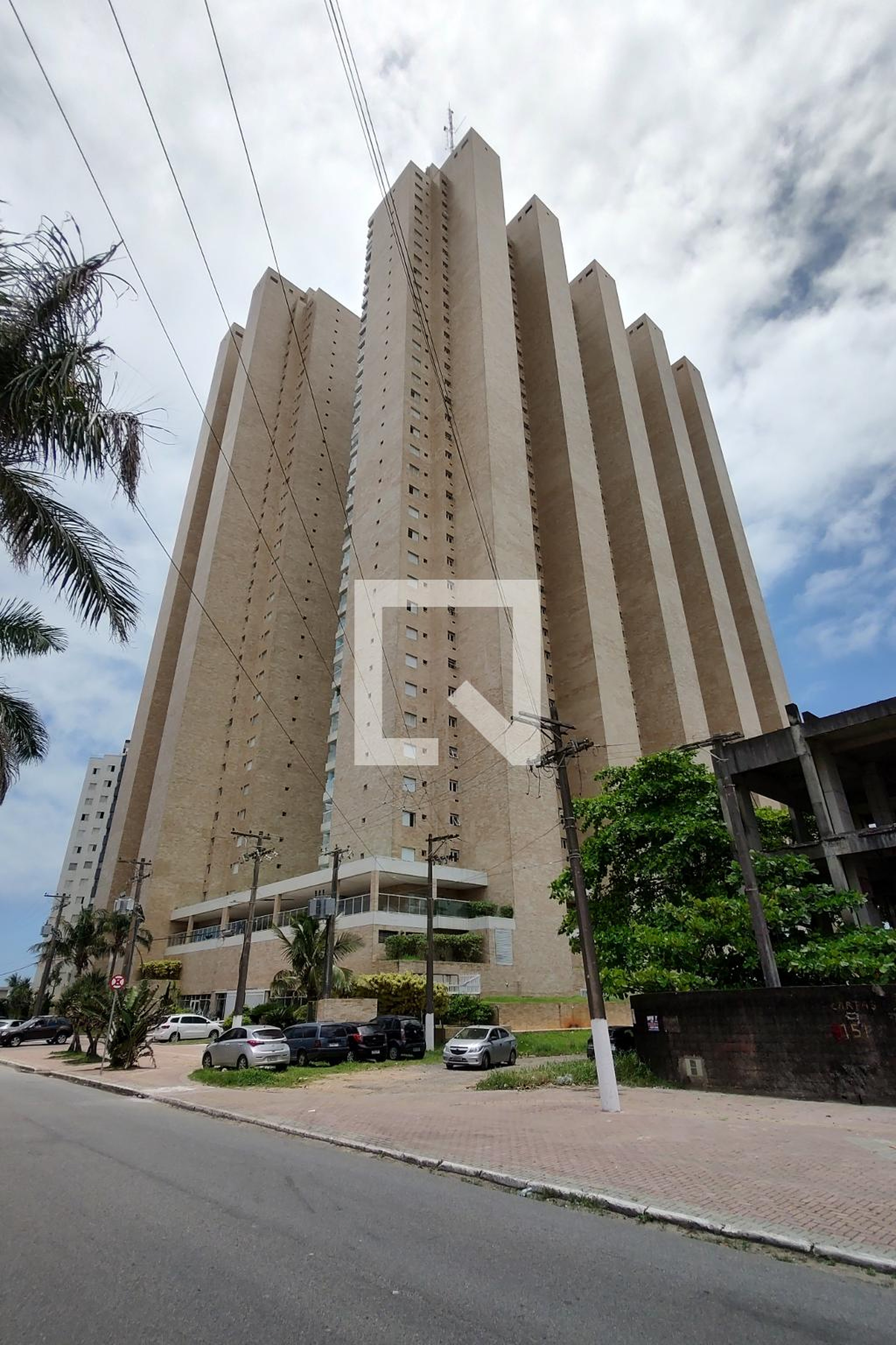 Fachada do Prédio Condomínio em Rua Primeiro de Janeiro, 2197