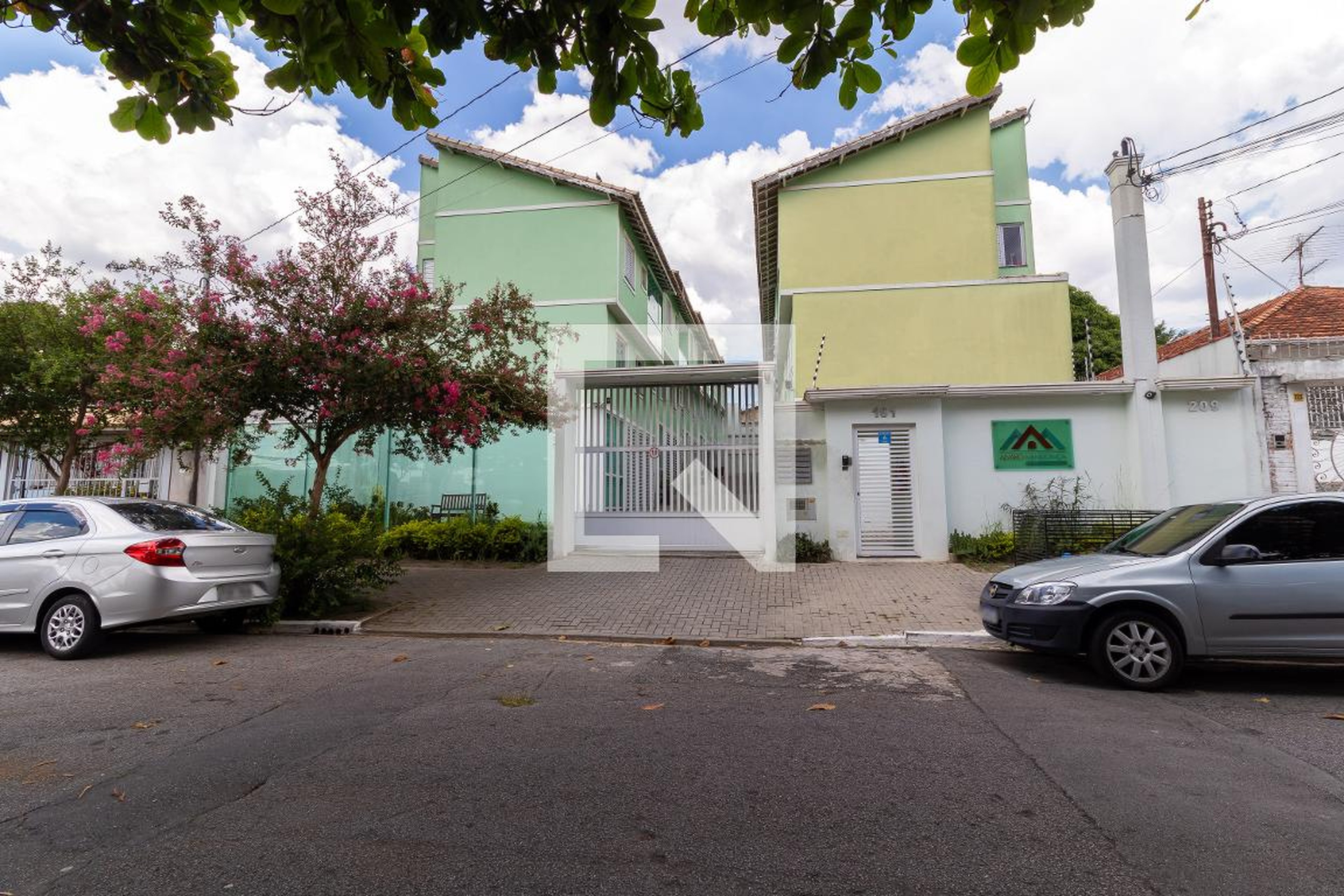 Fachada Condomínio Alvaro Mendonca Residencial