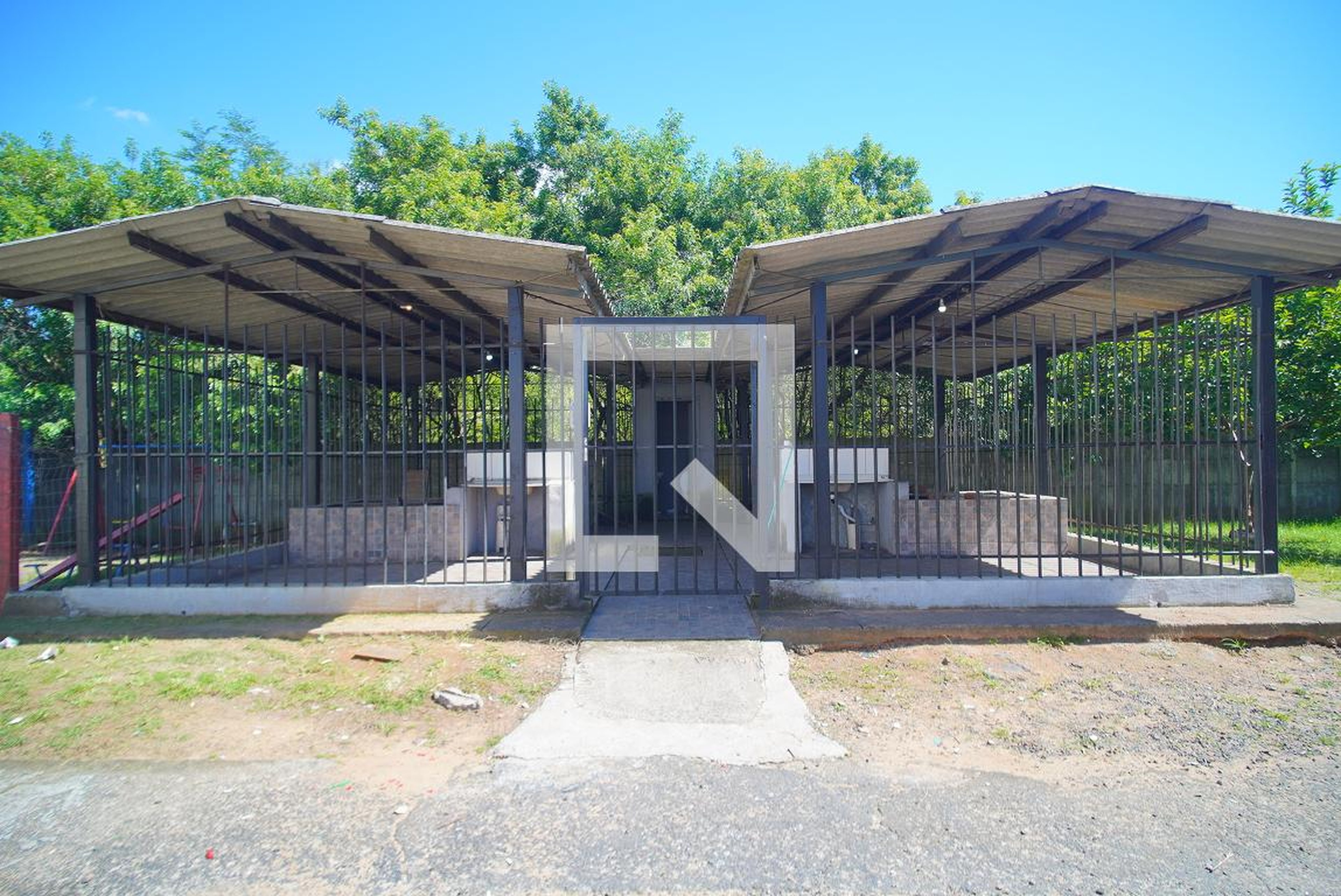 Churrasqueira Condomínio em Rua José Thomaz de Lima, 220