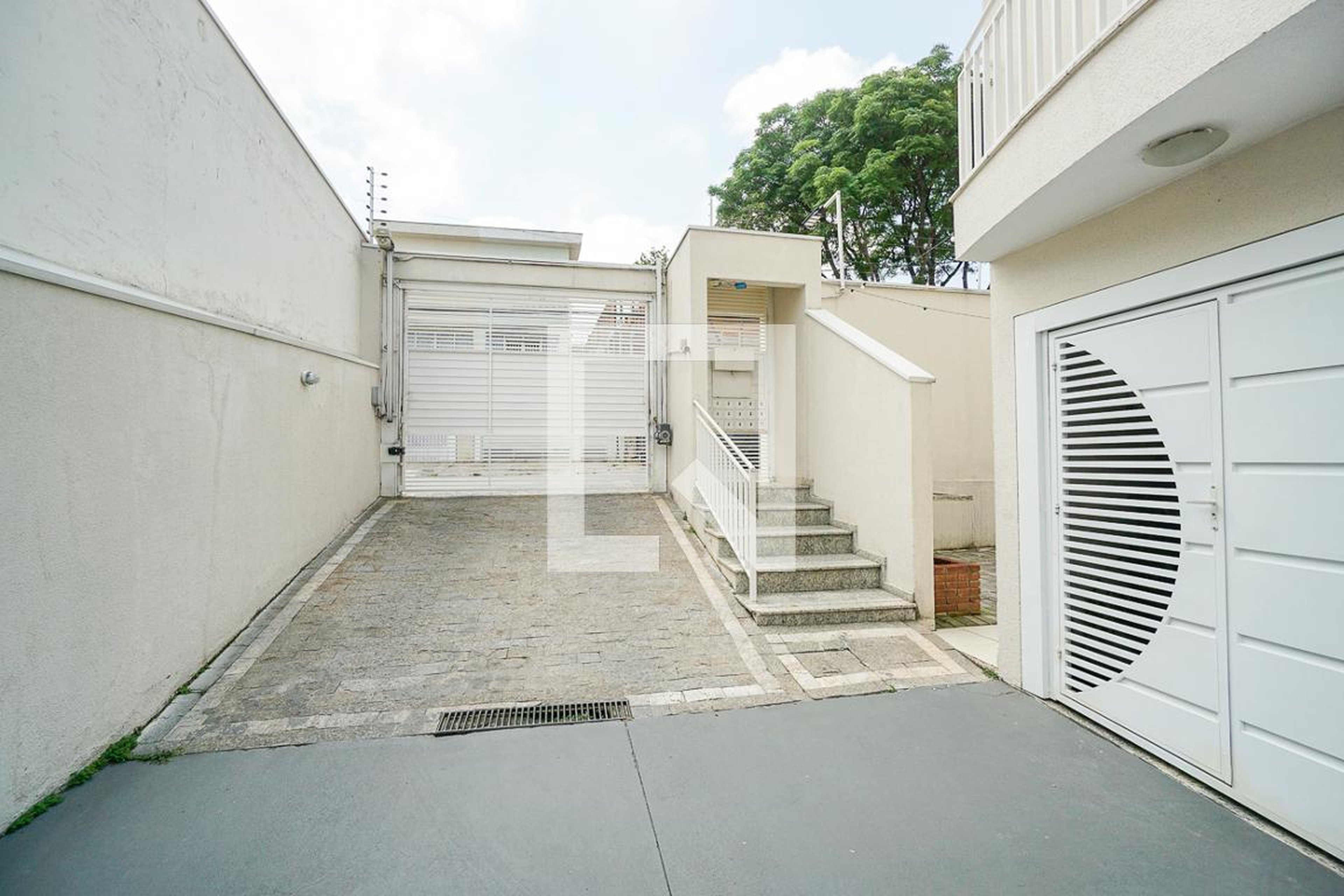 Entrada - Butterfly Residence