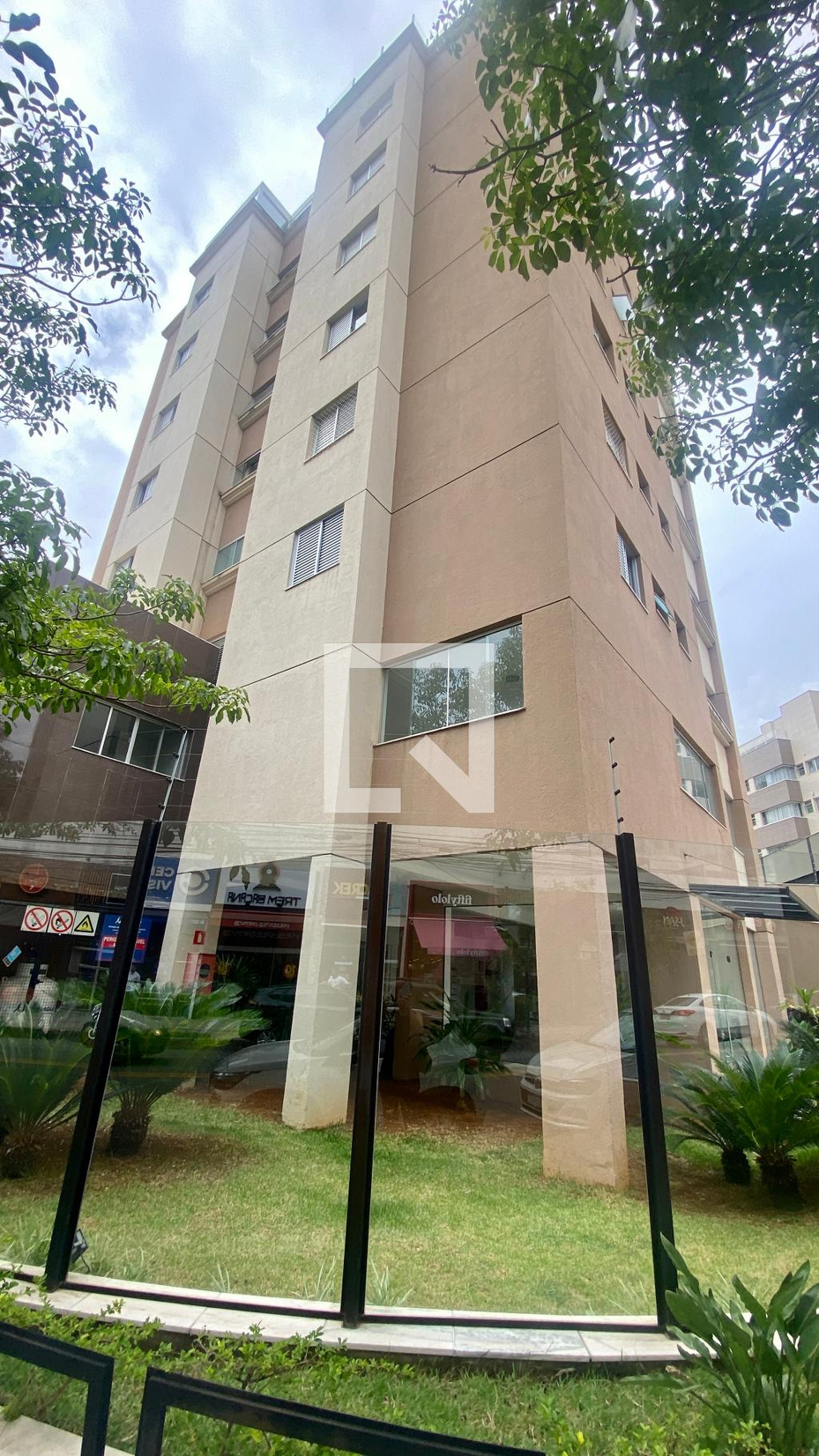 Fachada do Prédio Condomínio em Avenida Aggeo Pio Sobrinho, 401