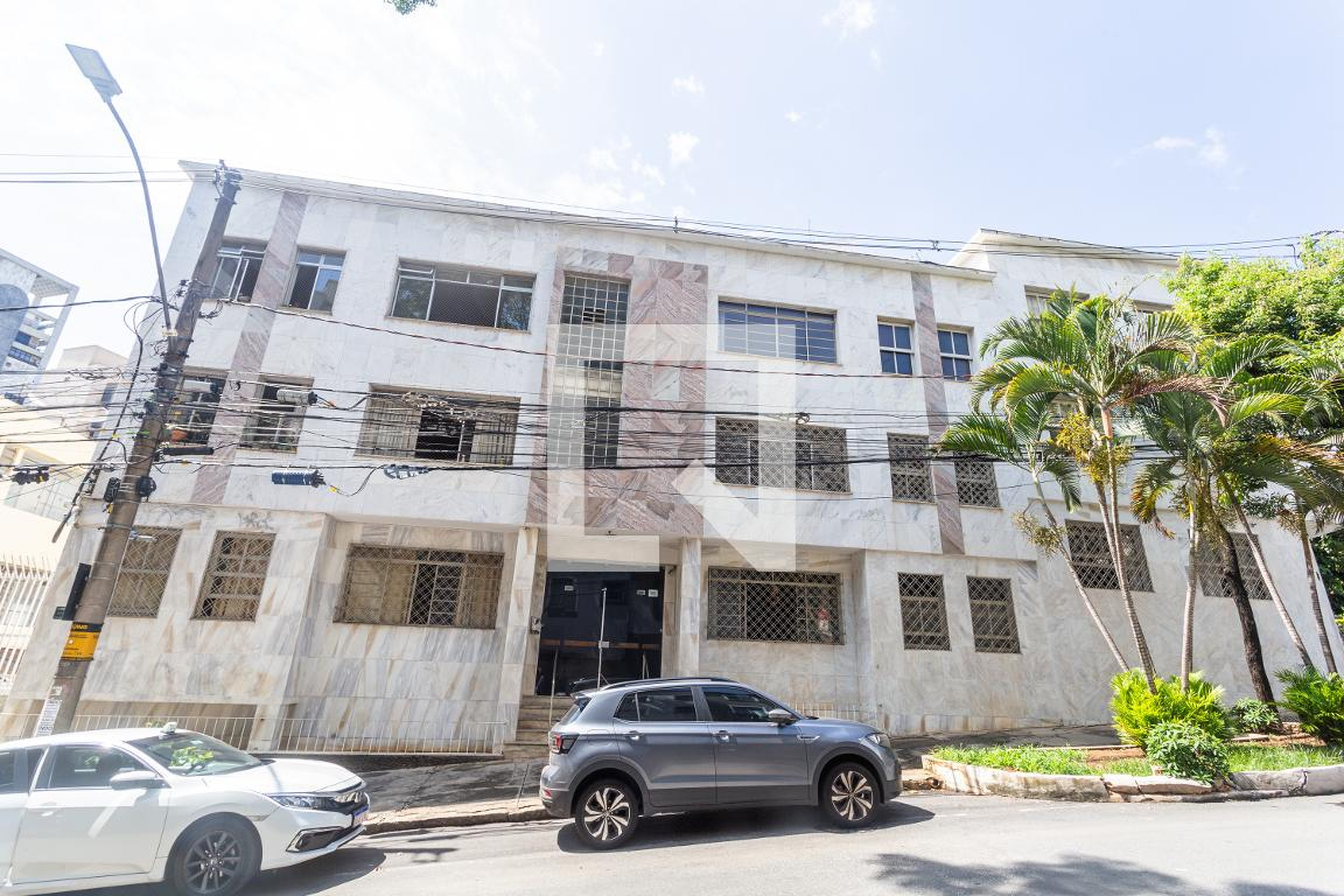 Fachada Condomínio em Rua Felipe dos Santos, 667