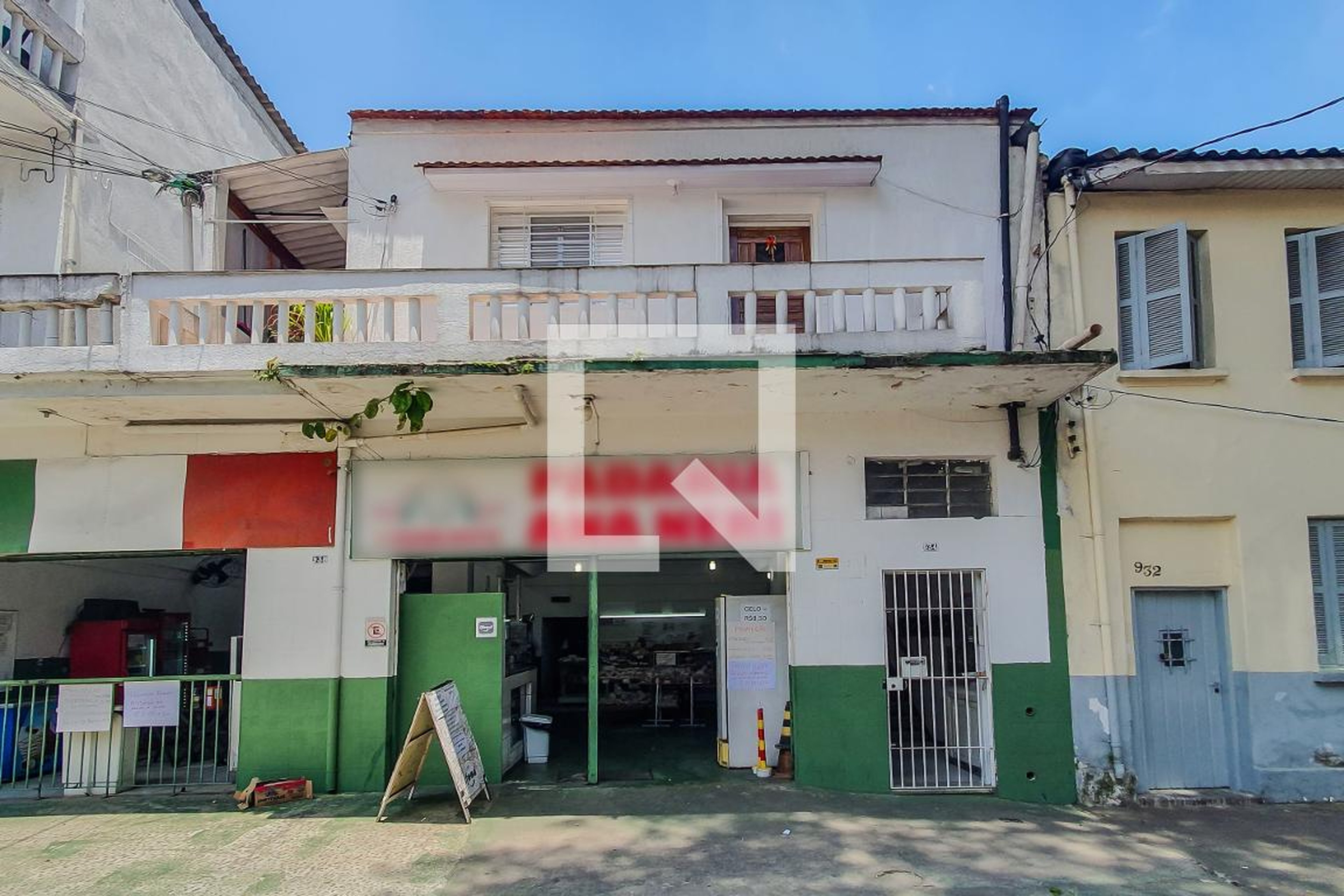 Fachada do Prédio Condomínio em Rua Dona Ana Neri, 934