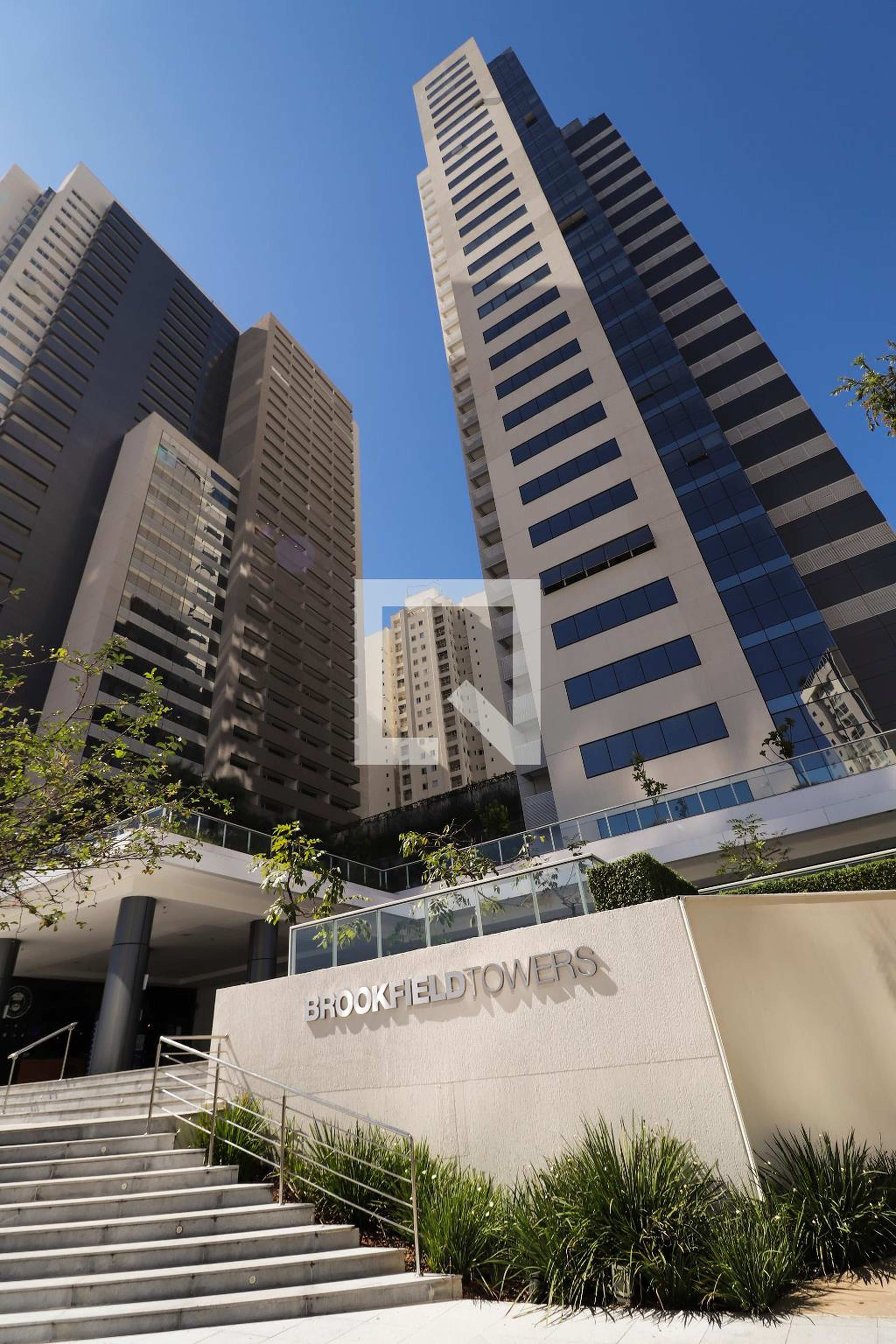 Fachada Condomínio em Avenida Deputado Jamel Cecílio, 2550