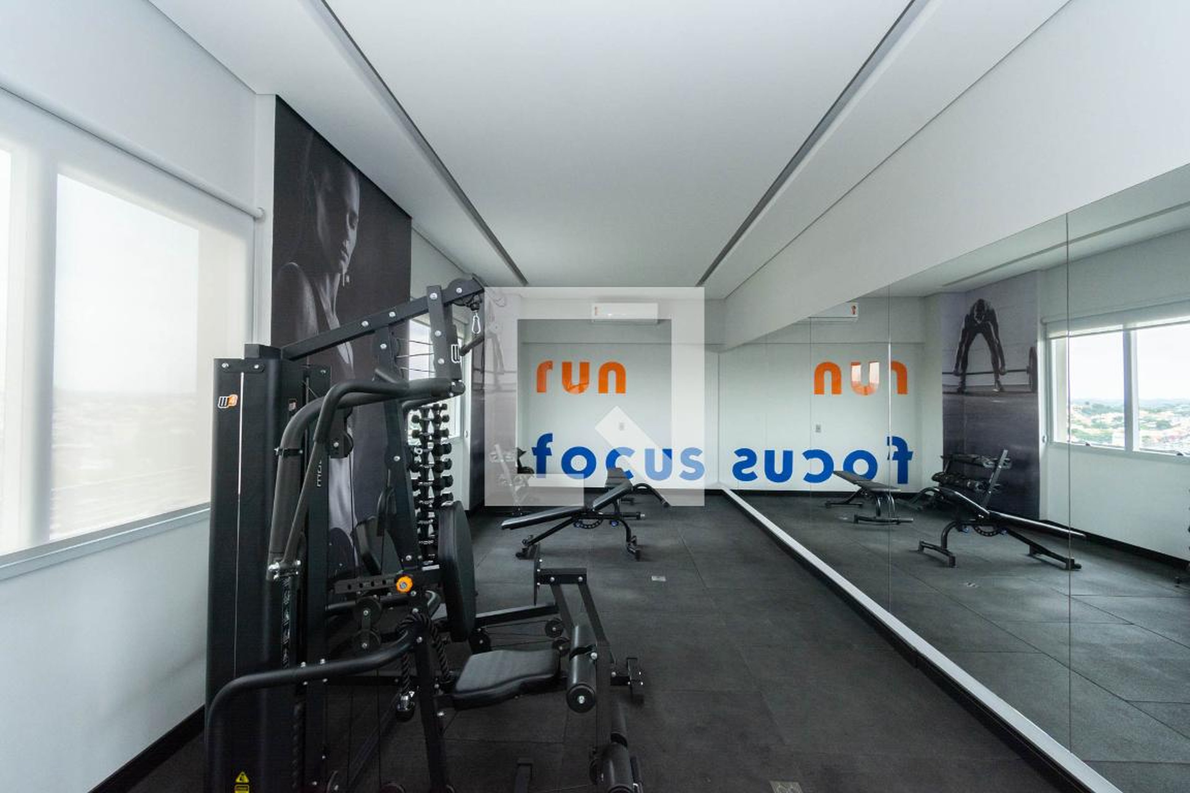 Academia - Edifício Contemporaneo