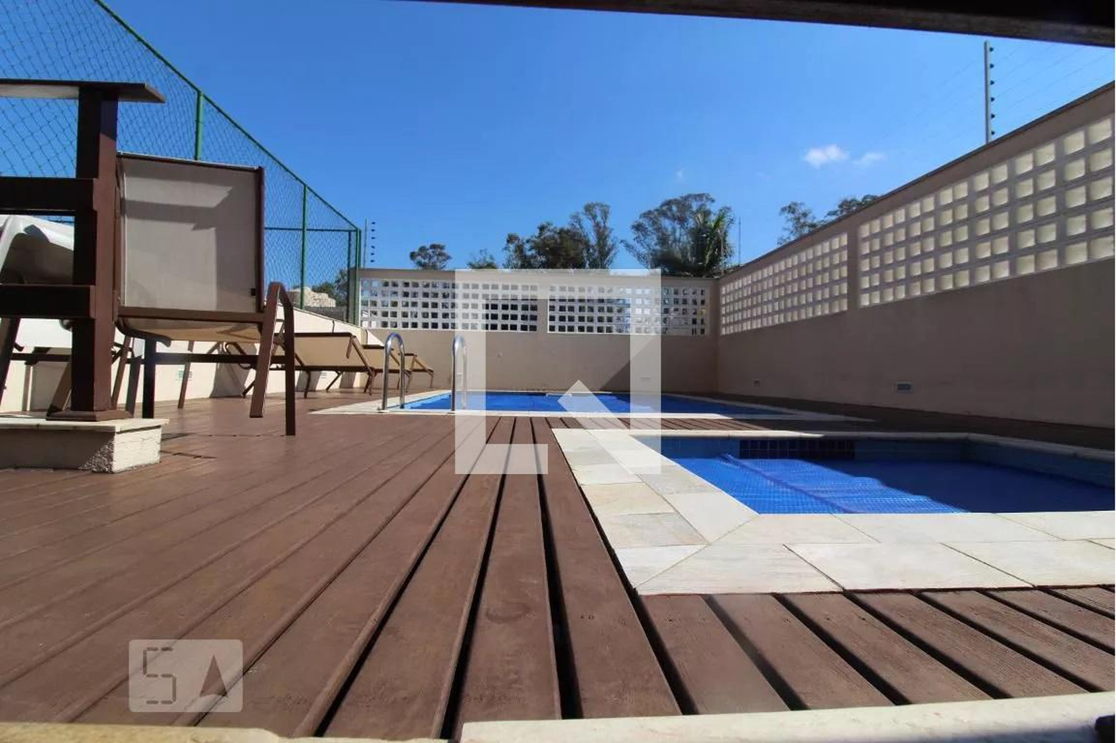 Piscina - Edifício Bella Vista