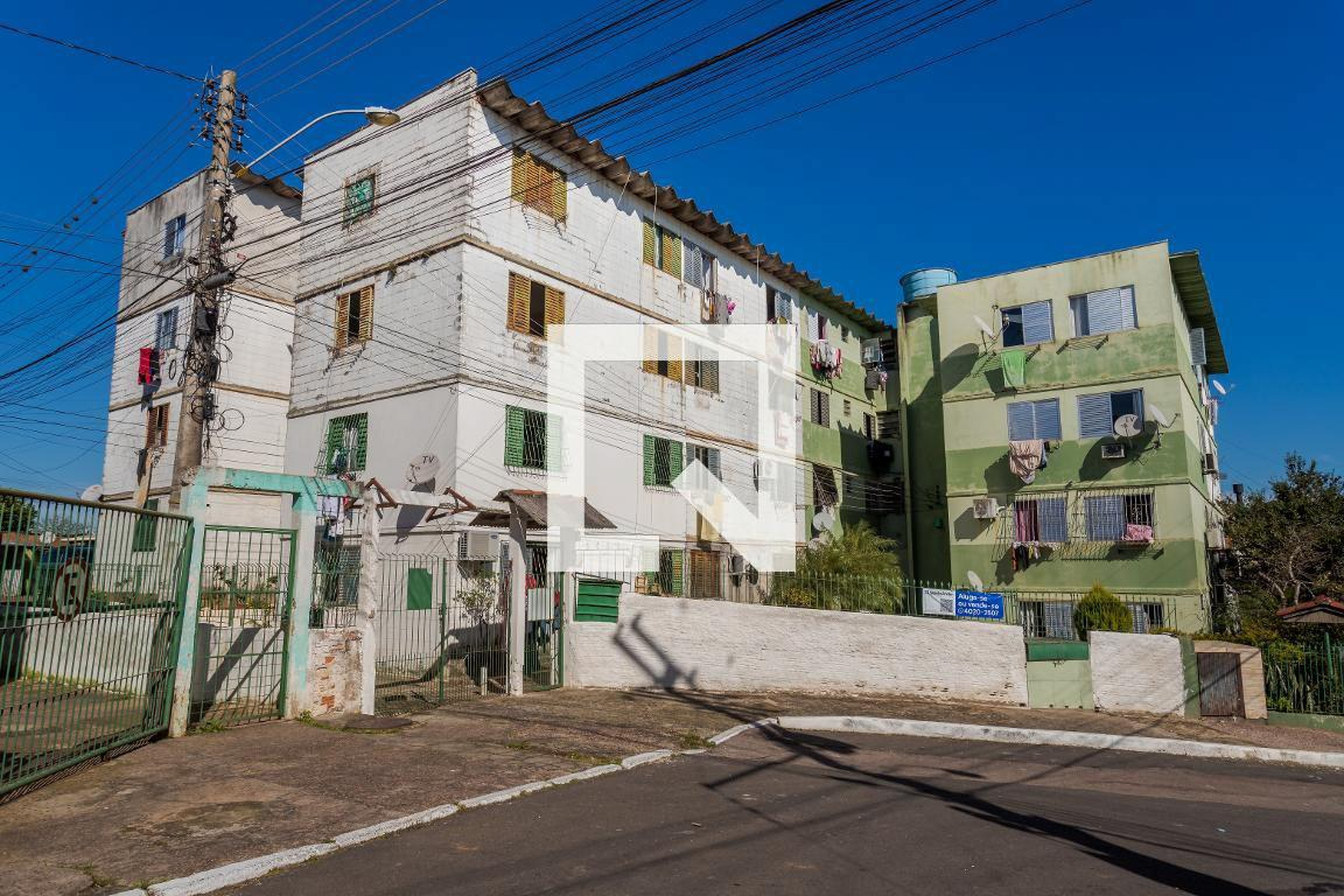 Fachada Condomínio em Rua Professor Augusto Osvaldo Thiesen, 373