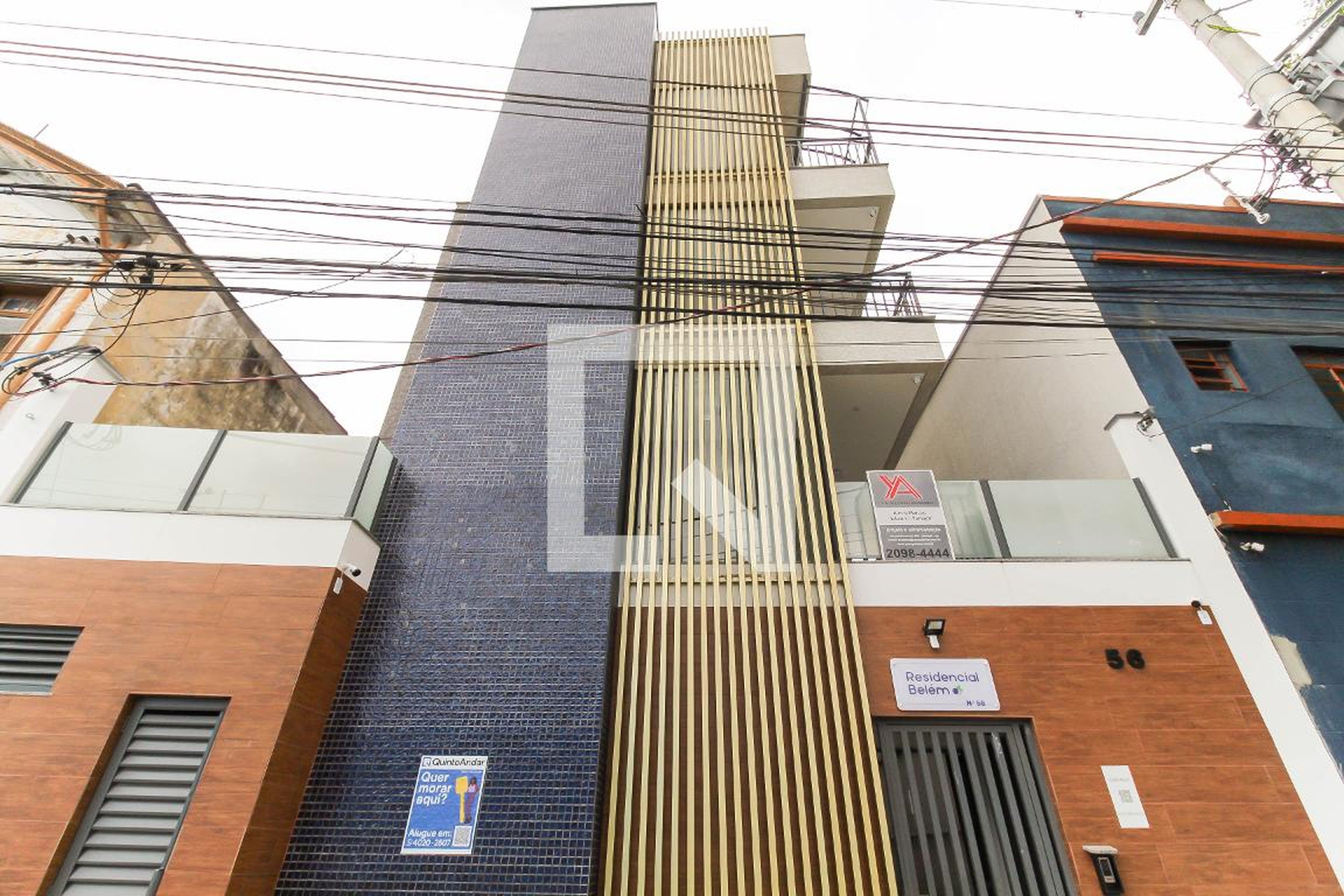 Fachada Condomínio em Rua Siqueira Bueno, 56