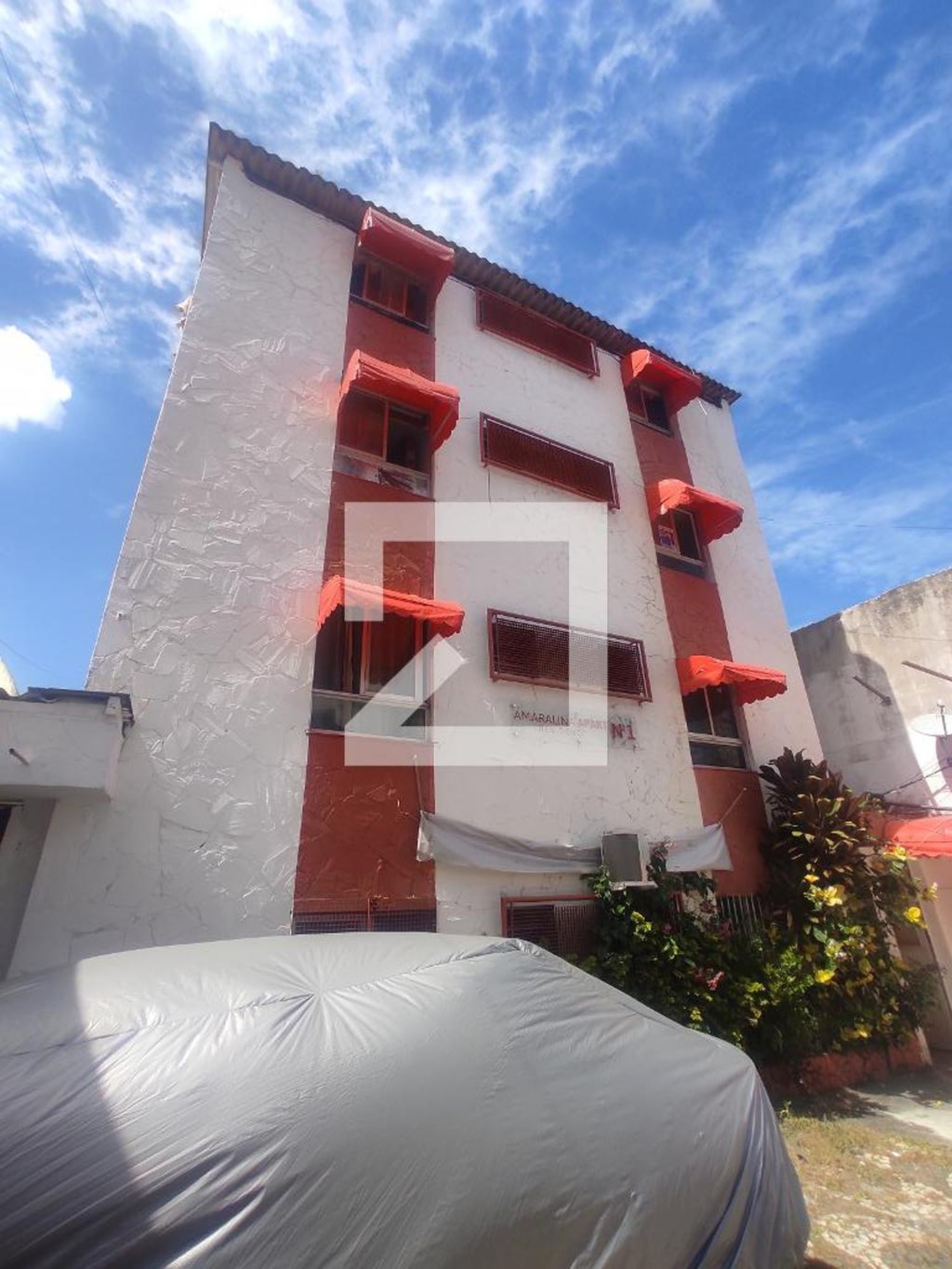 Fachada do Prédio Condomínio Amaralina Apart Residence