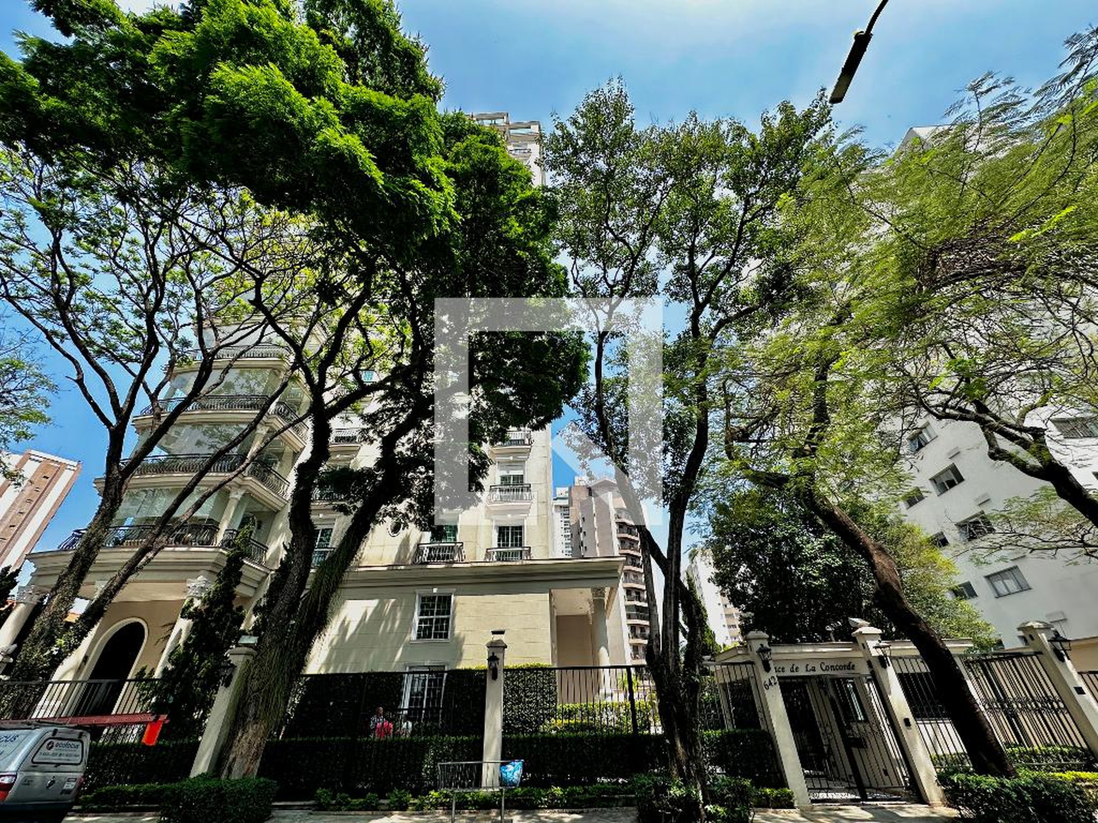 Fachada Edifício Place La Concorde