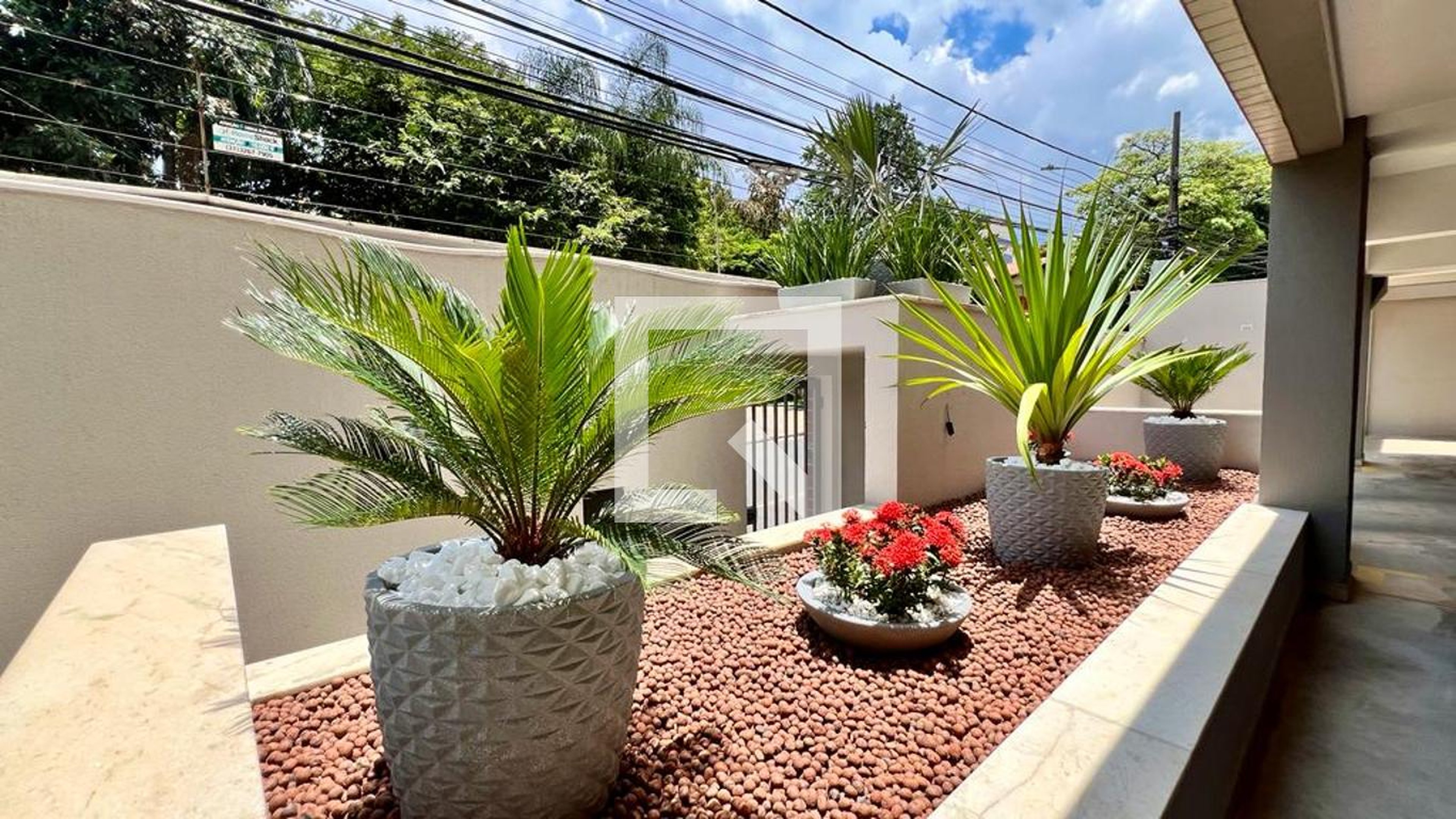 Hall de entrada Condomínio em Rua Monsenhor Horta, 54