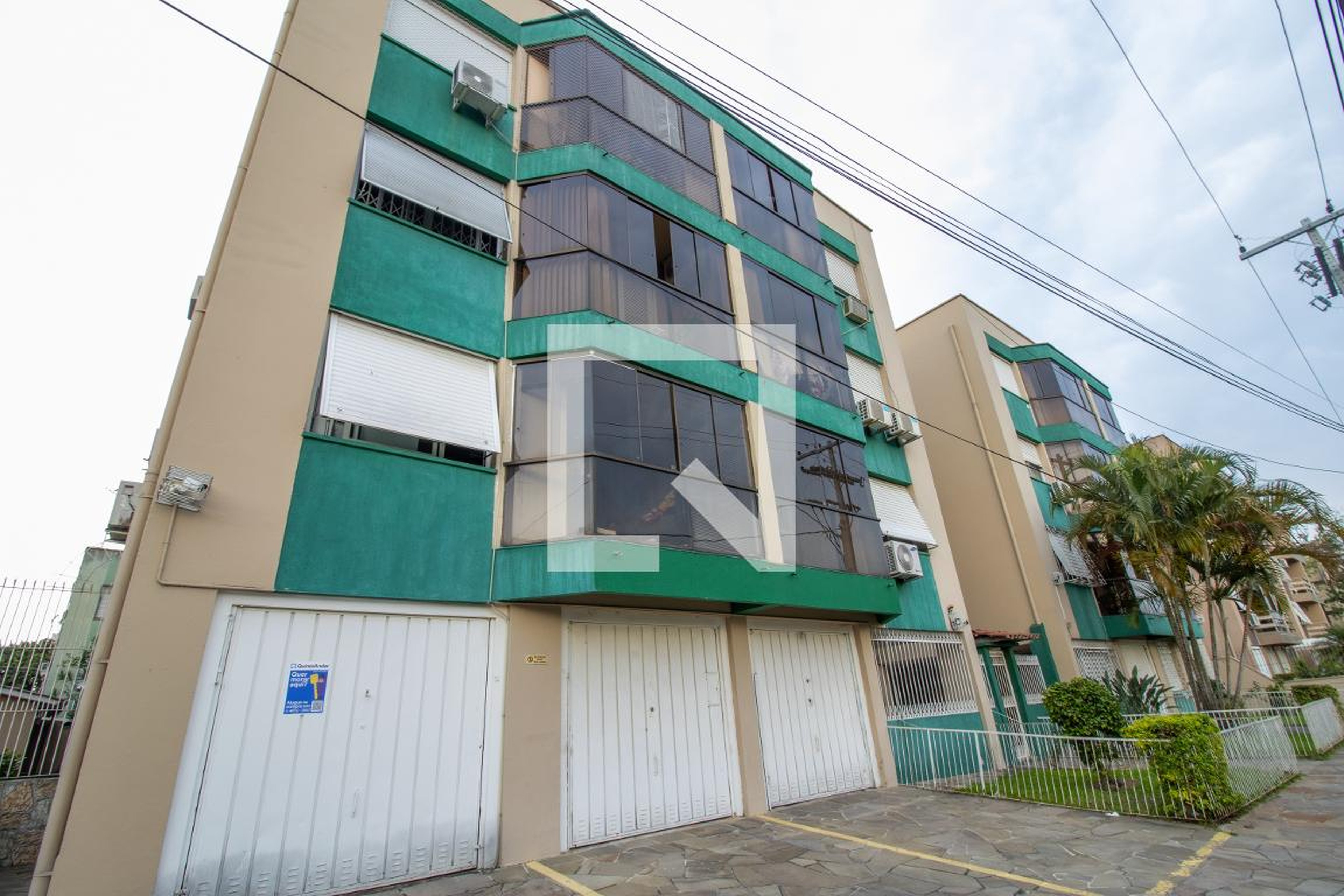 Fachada Condomínio em Rua Visconde de Pelotas, 185