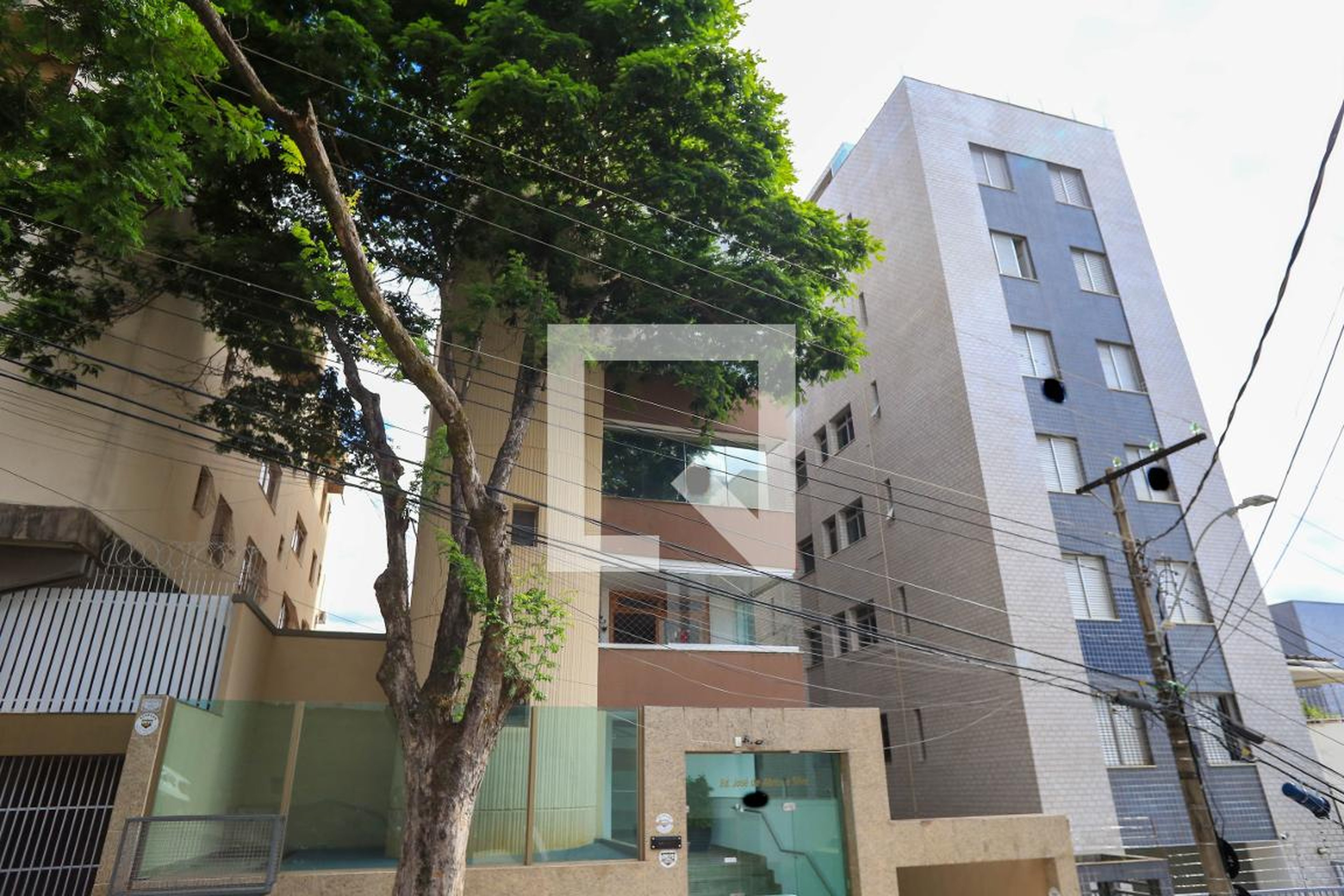 Fachada Condomínio em Rua Matipó, 350