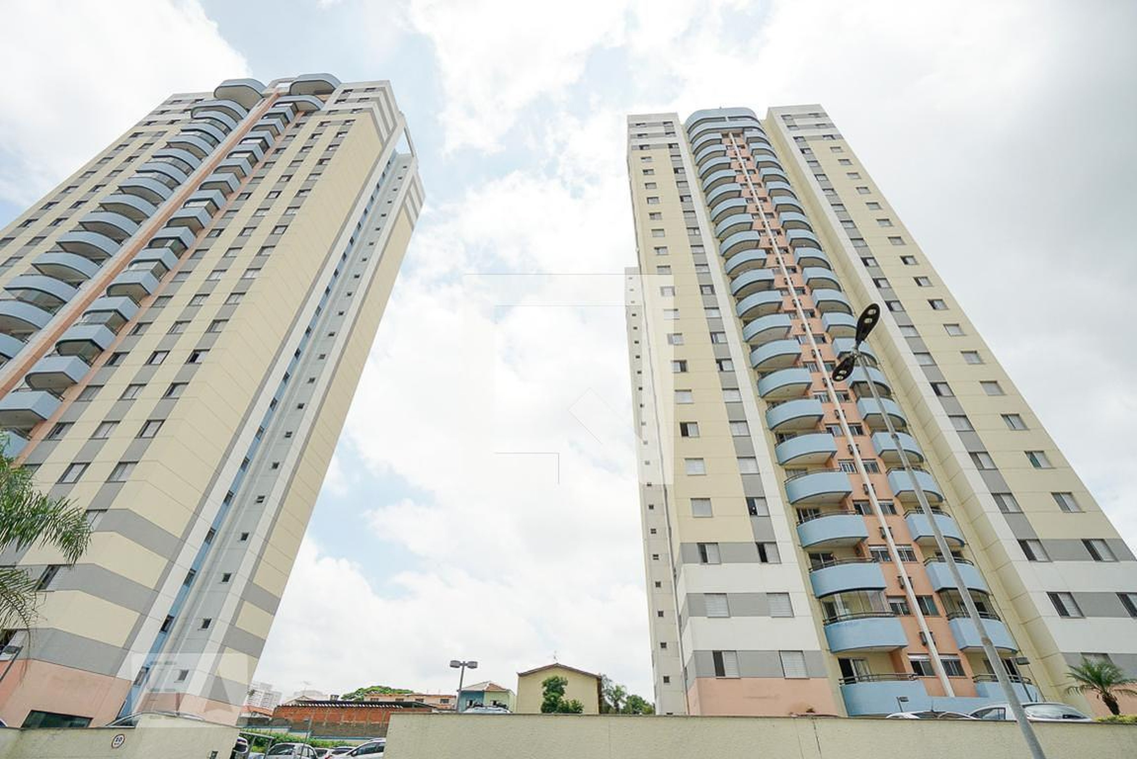 Fachada do Condomínio Residencial Aldeia dos Pássaros