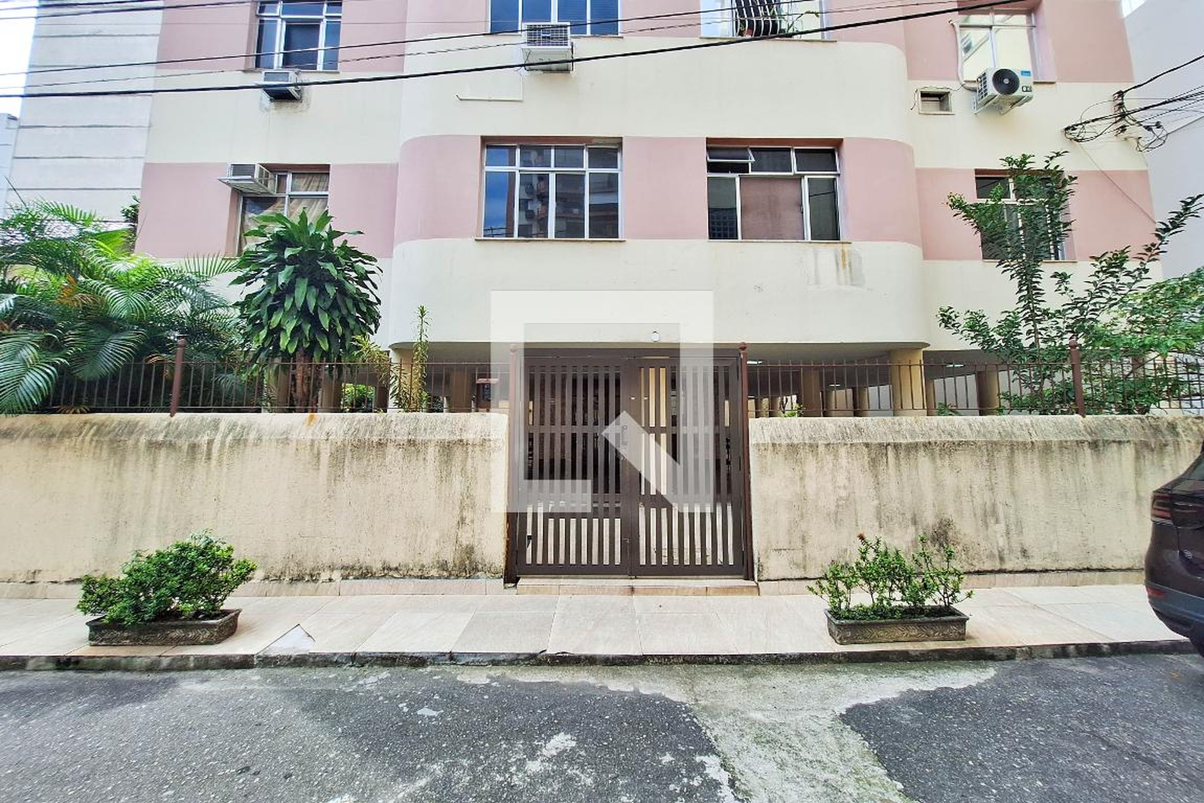 Fachada do Prédio Condomínio em Rua Ministro Otávio Kelly, 343