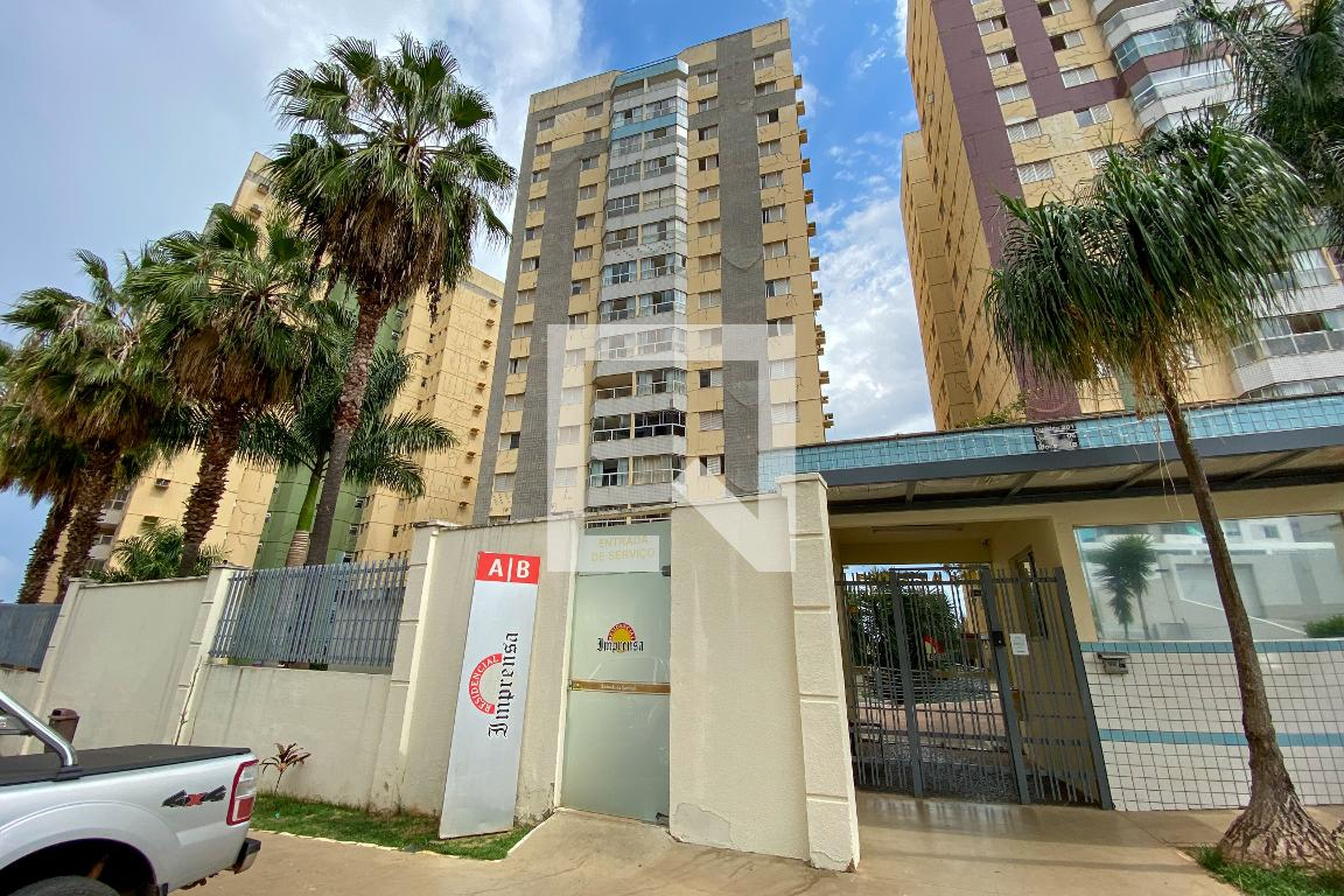 Fachada Condomínio em Quadra 201, 6 bloco B