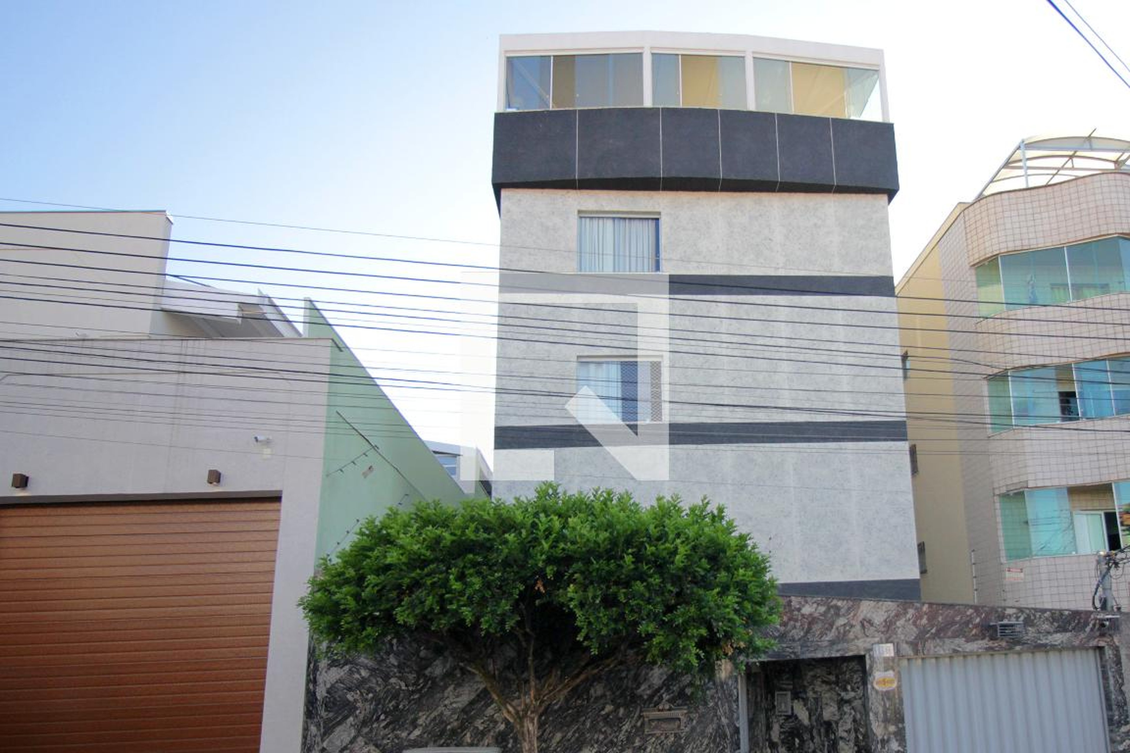 Fachada do Prédio Condomínio em Rua Princesa Izabel, 166