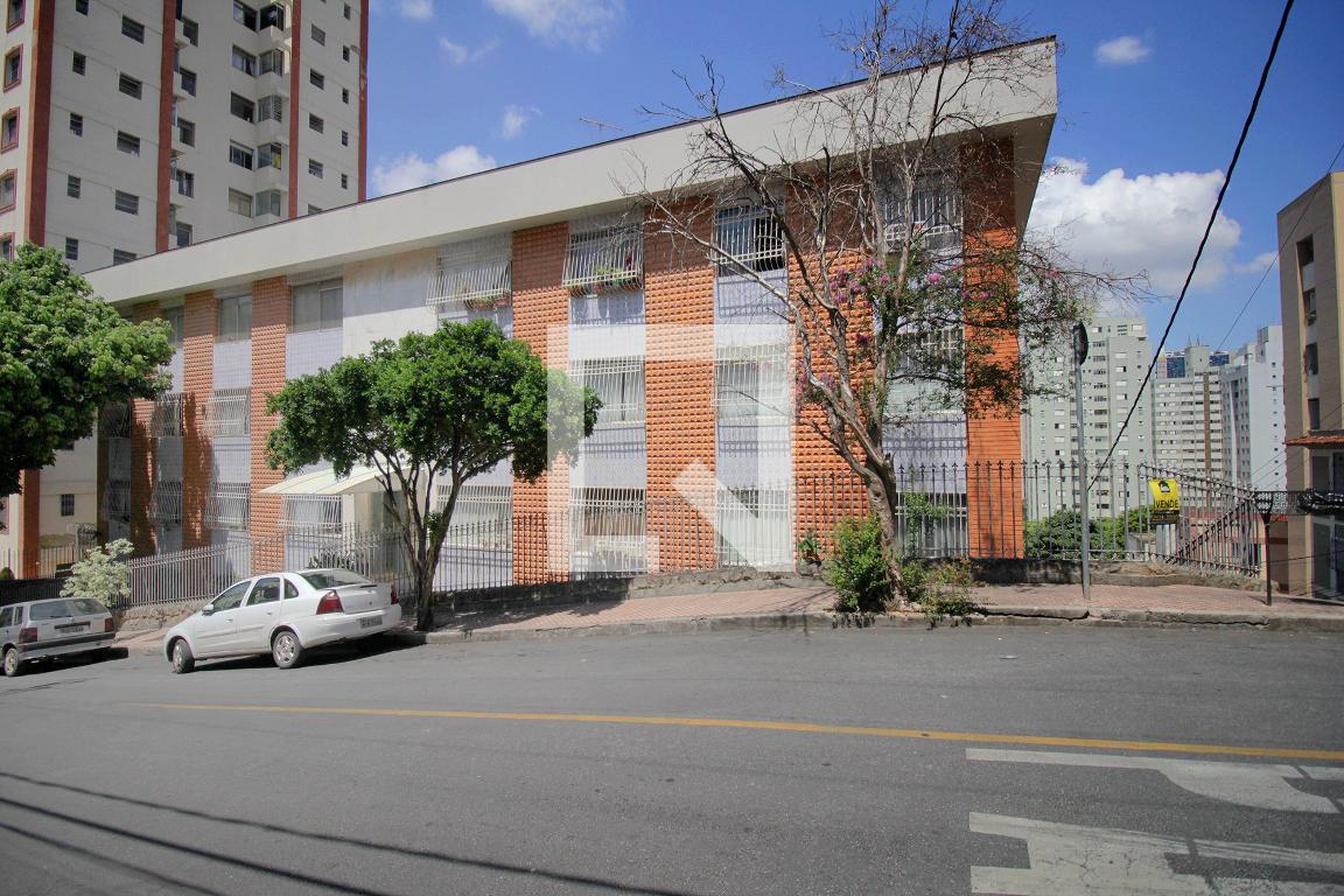 Fachada do Prédio Condomínio em Rua Teixeira de Freitas, 764