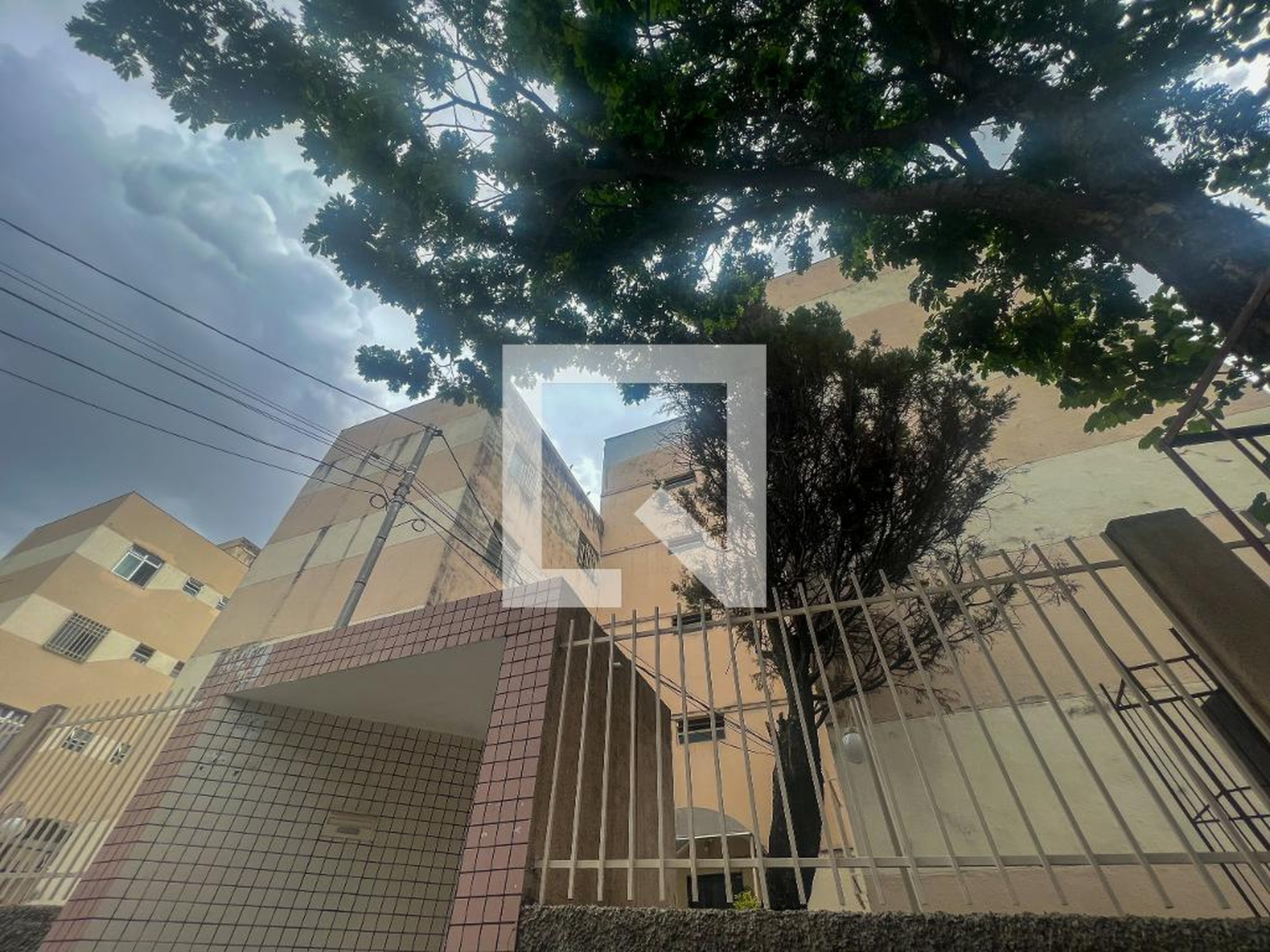 Fachada Condomínio em Rua Engenheiro Osvaldo Andrade, 225