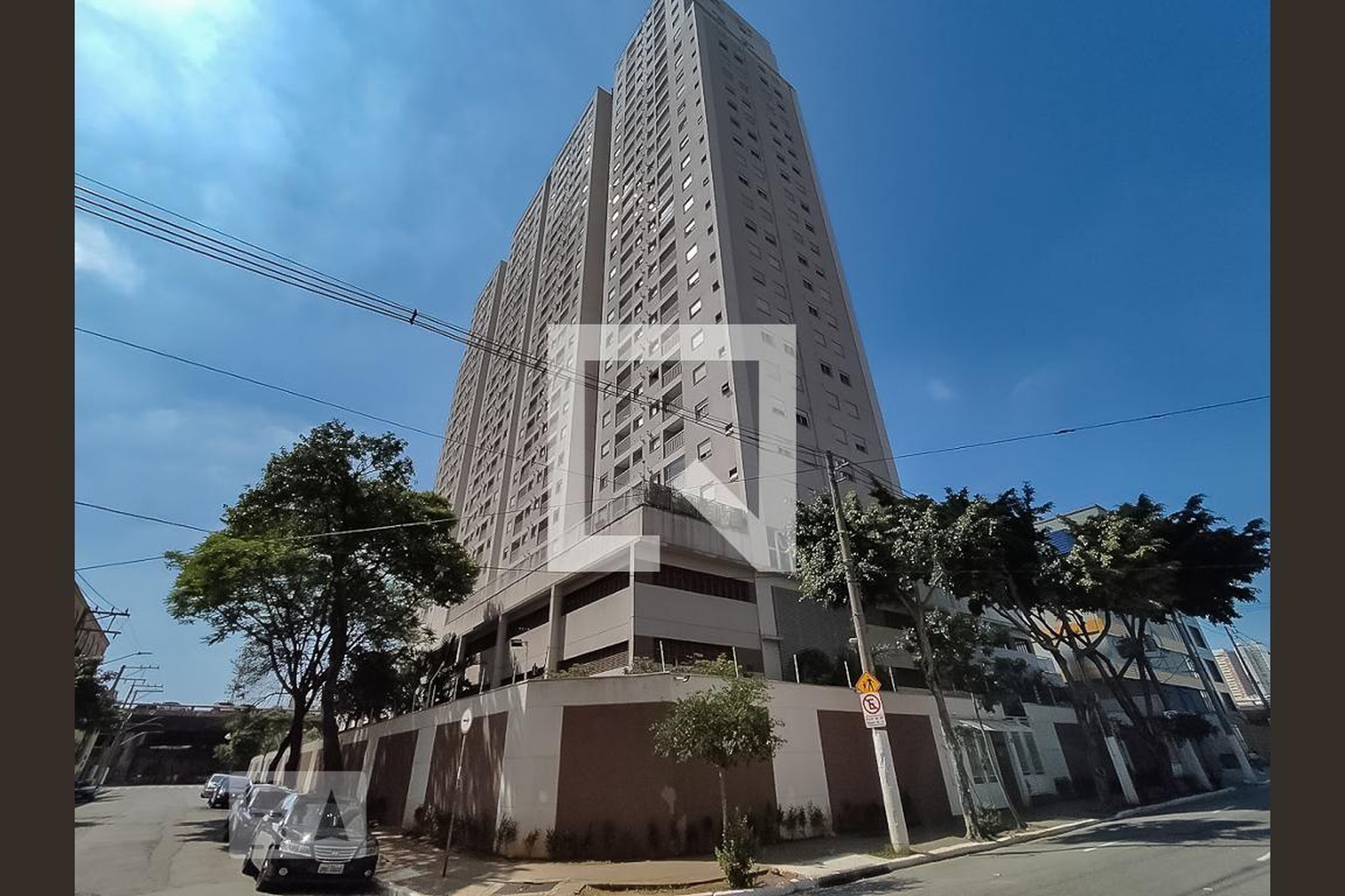 Fachada Condomínio em Rua Glicério, 300