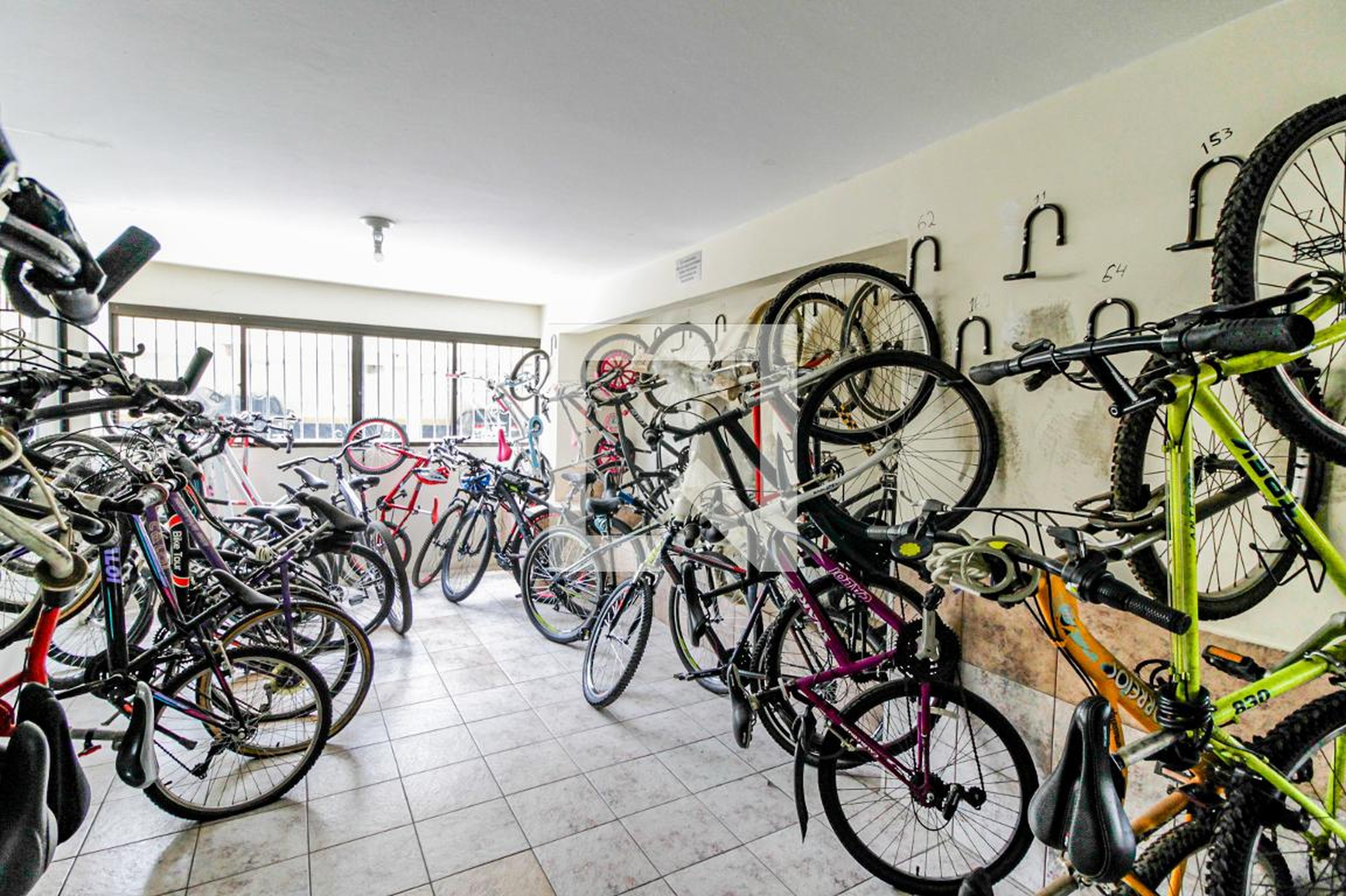 Bicicletario - Edifício Girassol