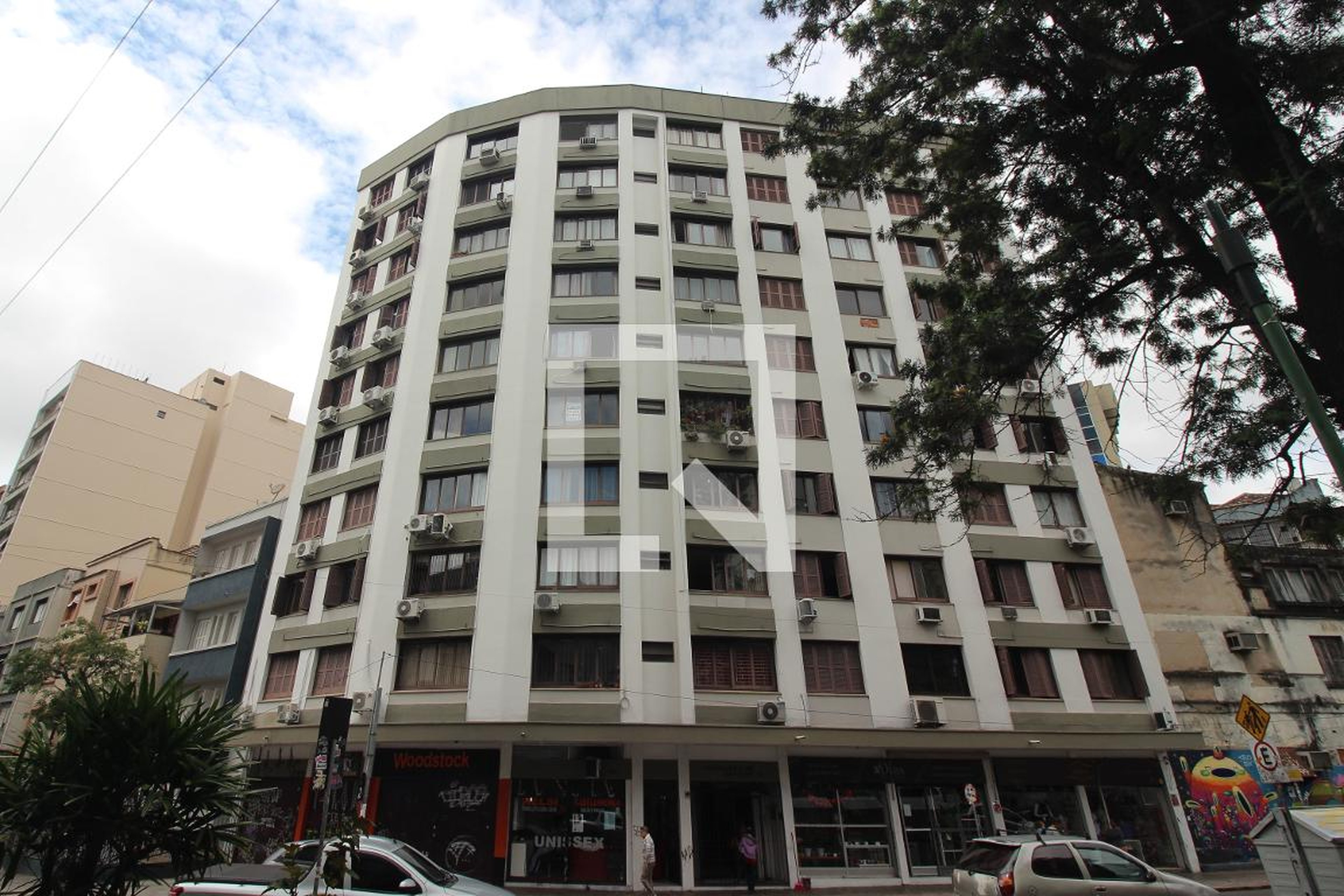 Fachada Condomínio em Rua General Lima e Silva, 19