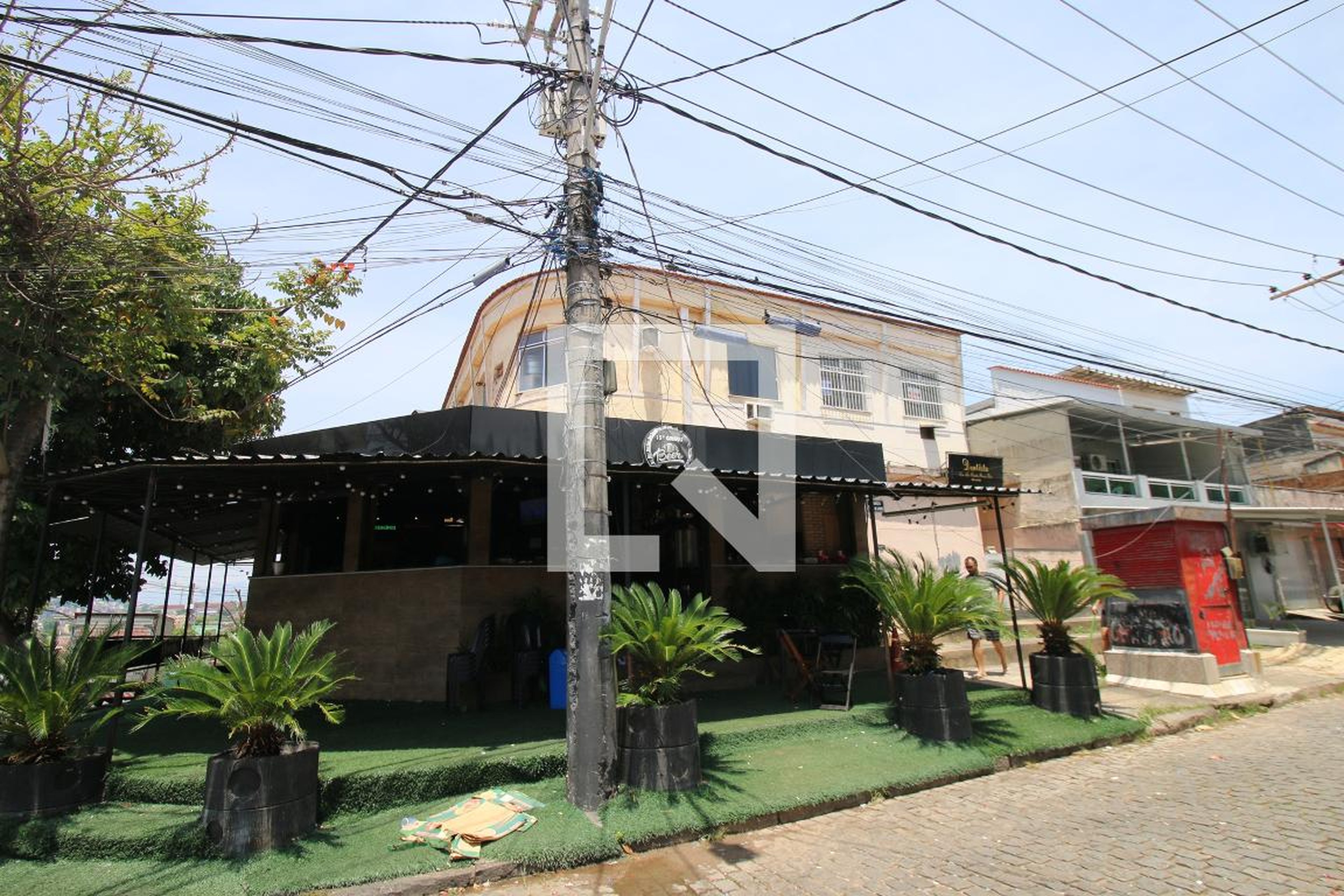 Fachada do Prédio Condomínio em Rua Coronel Camisão, 2