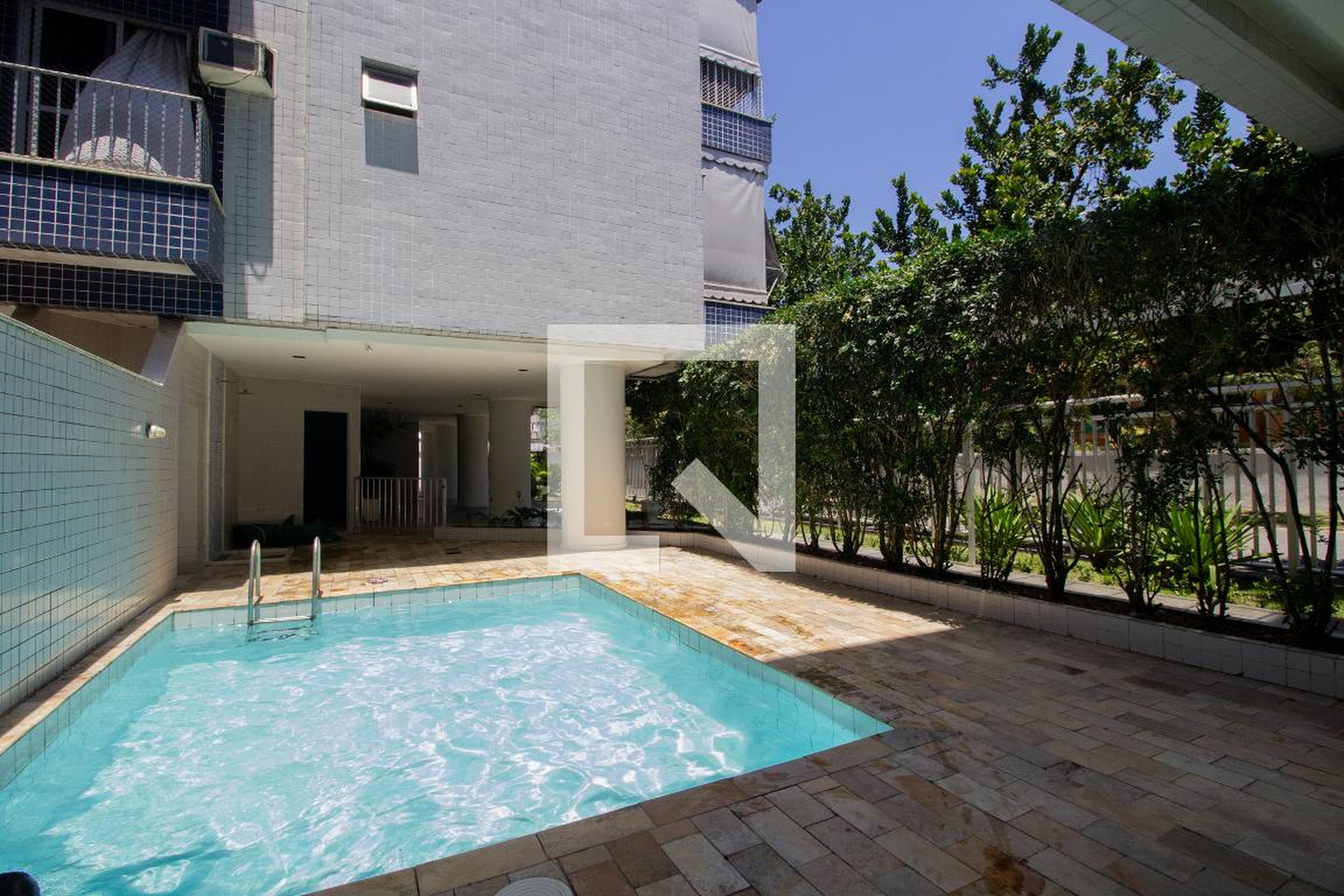 Piscina - Edifício Valente Xiv