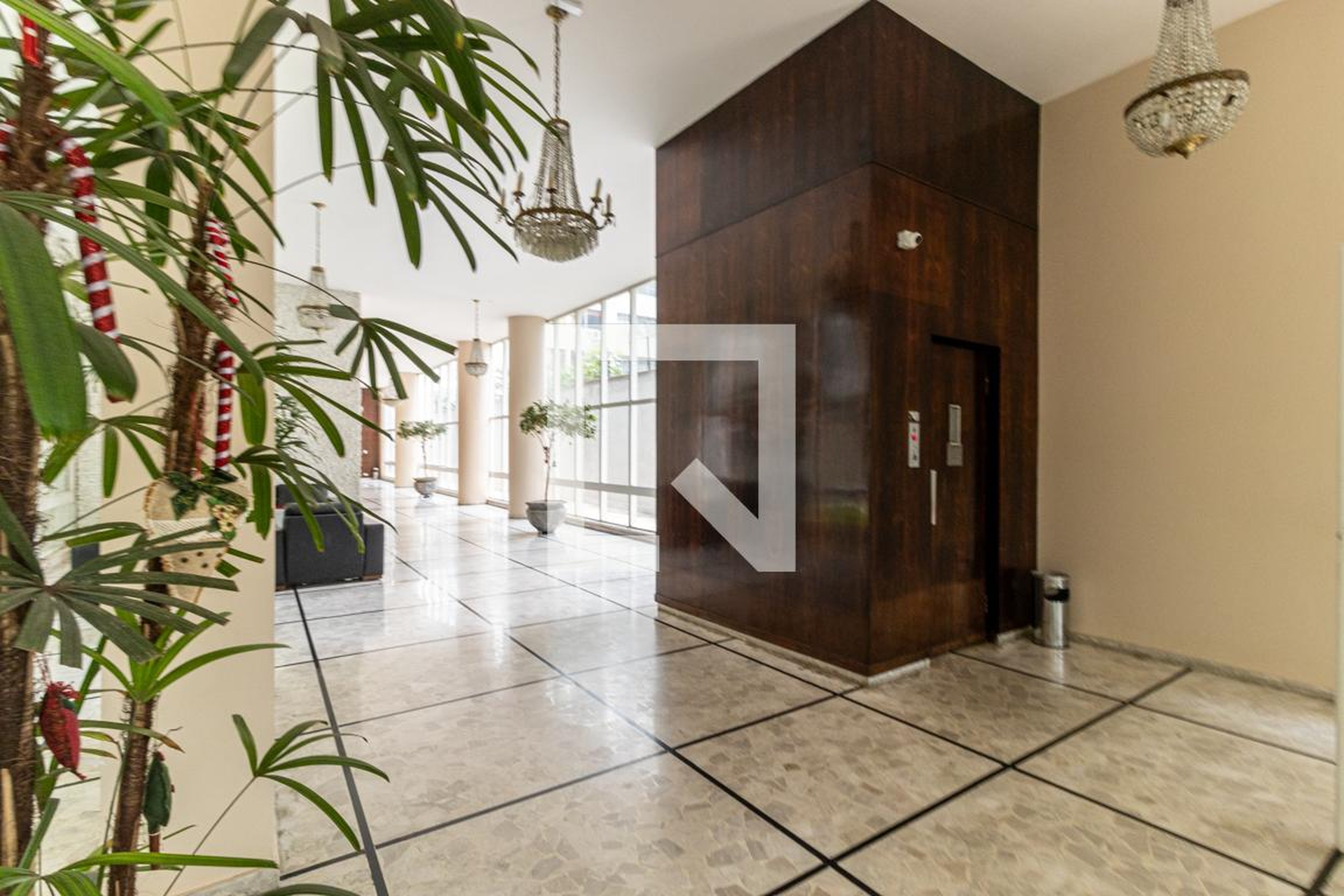 Elevador - Edifício Astral