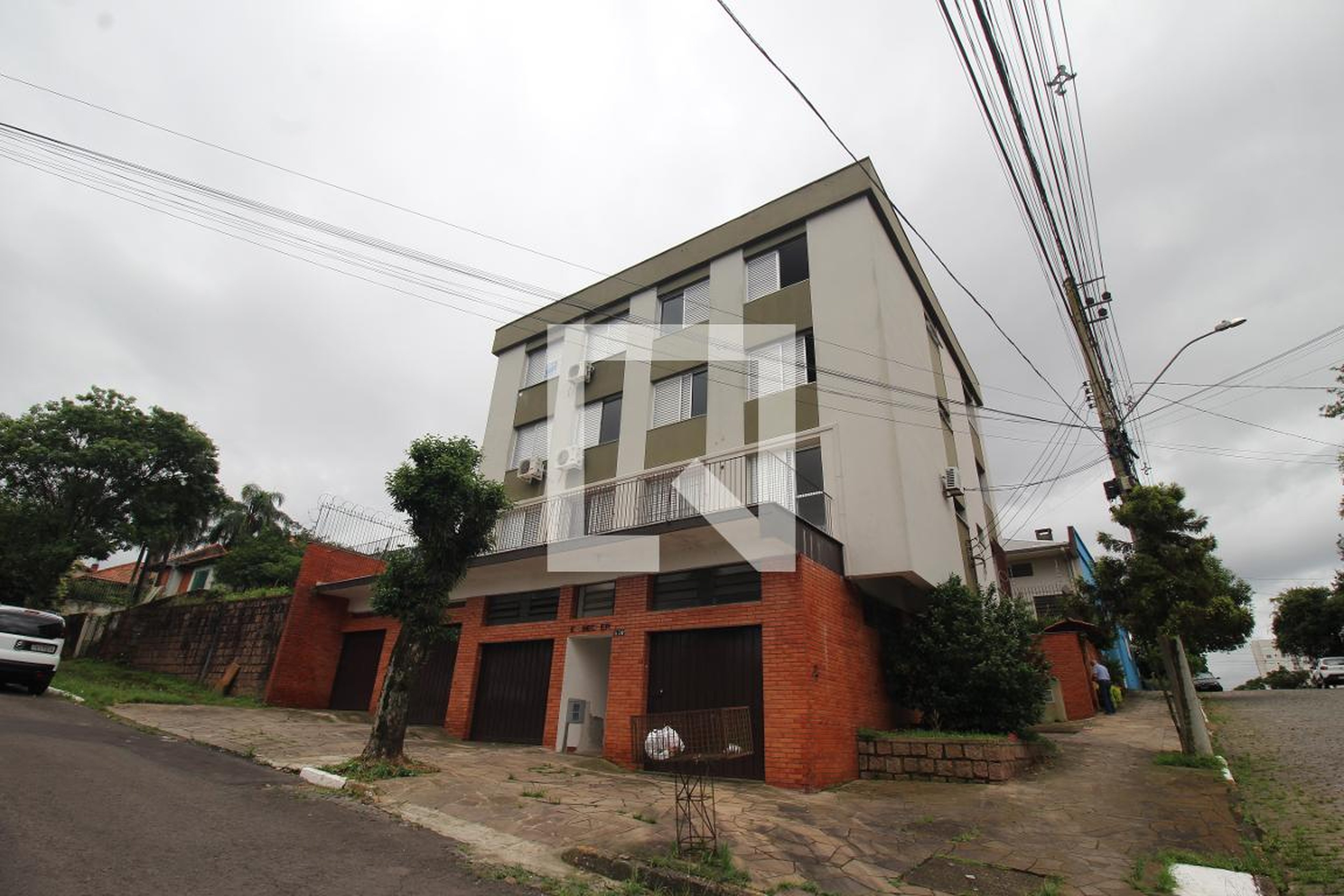 Fachada do Prédio Condomínio em Rua Fab, 650