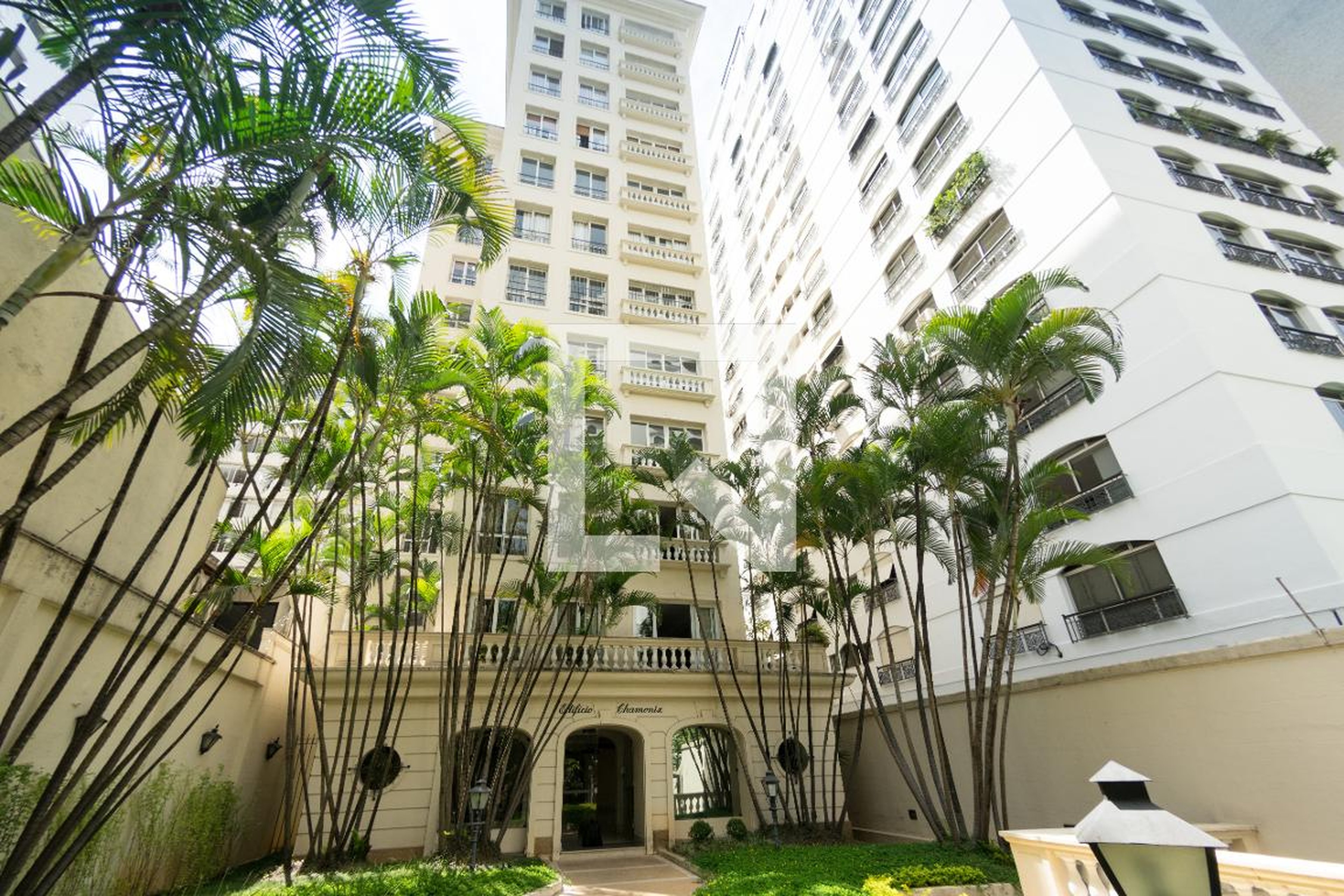 Fachada do Prédio Condomínio Chamonix