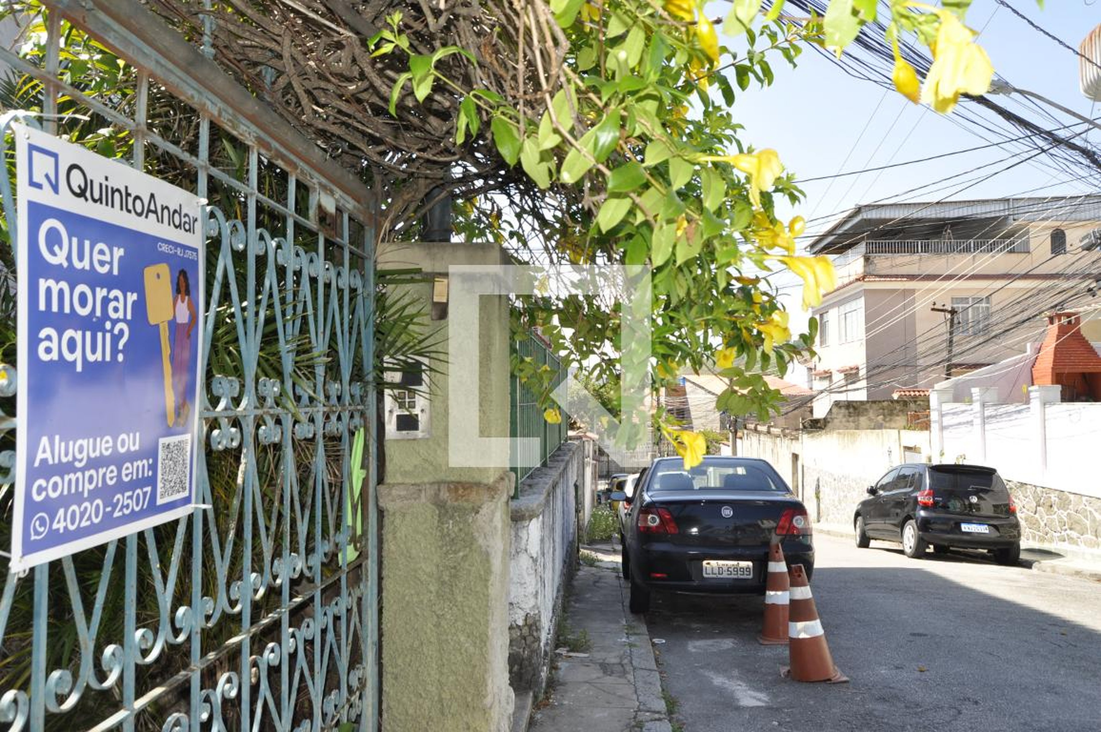 Fachada Condomínio em Rua Júlio Borges, 24
