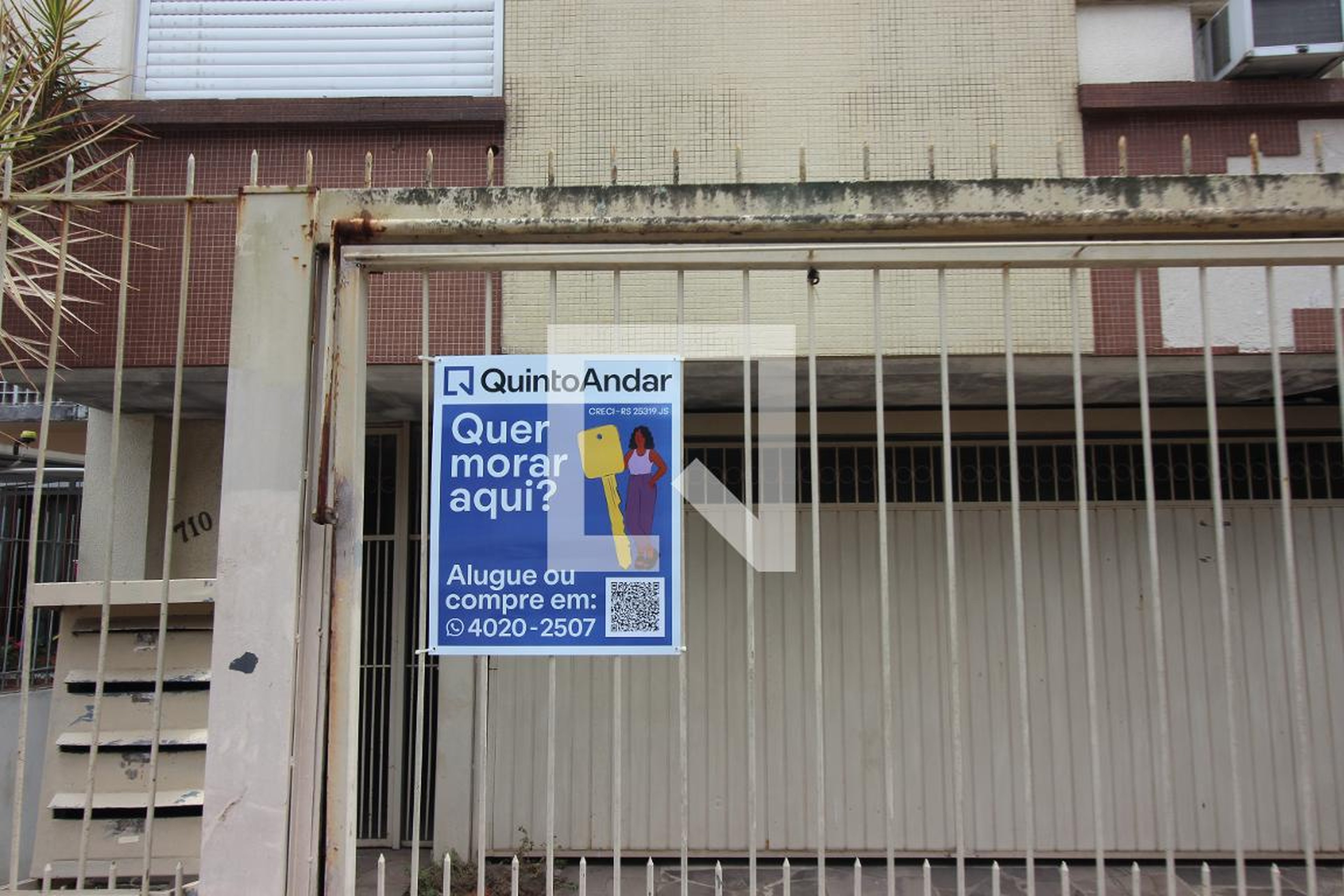 Fachada do Prédio Condomínio Na Anita