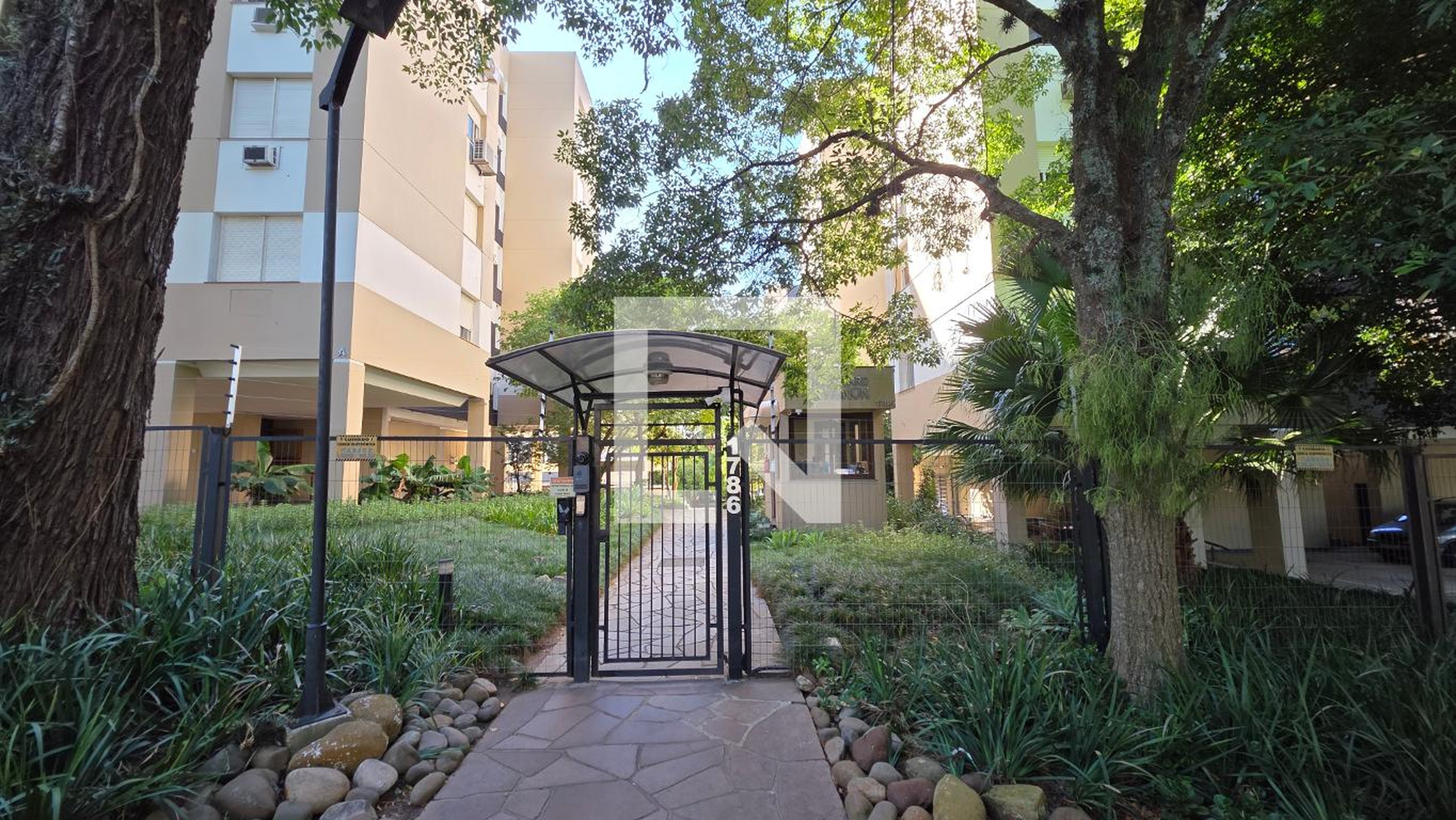 Fachada Edifício Boulevard D' Avignon