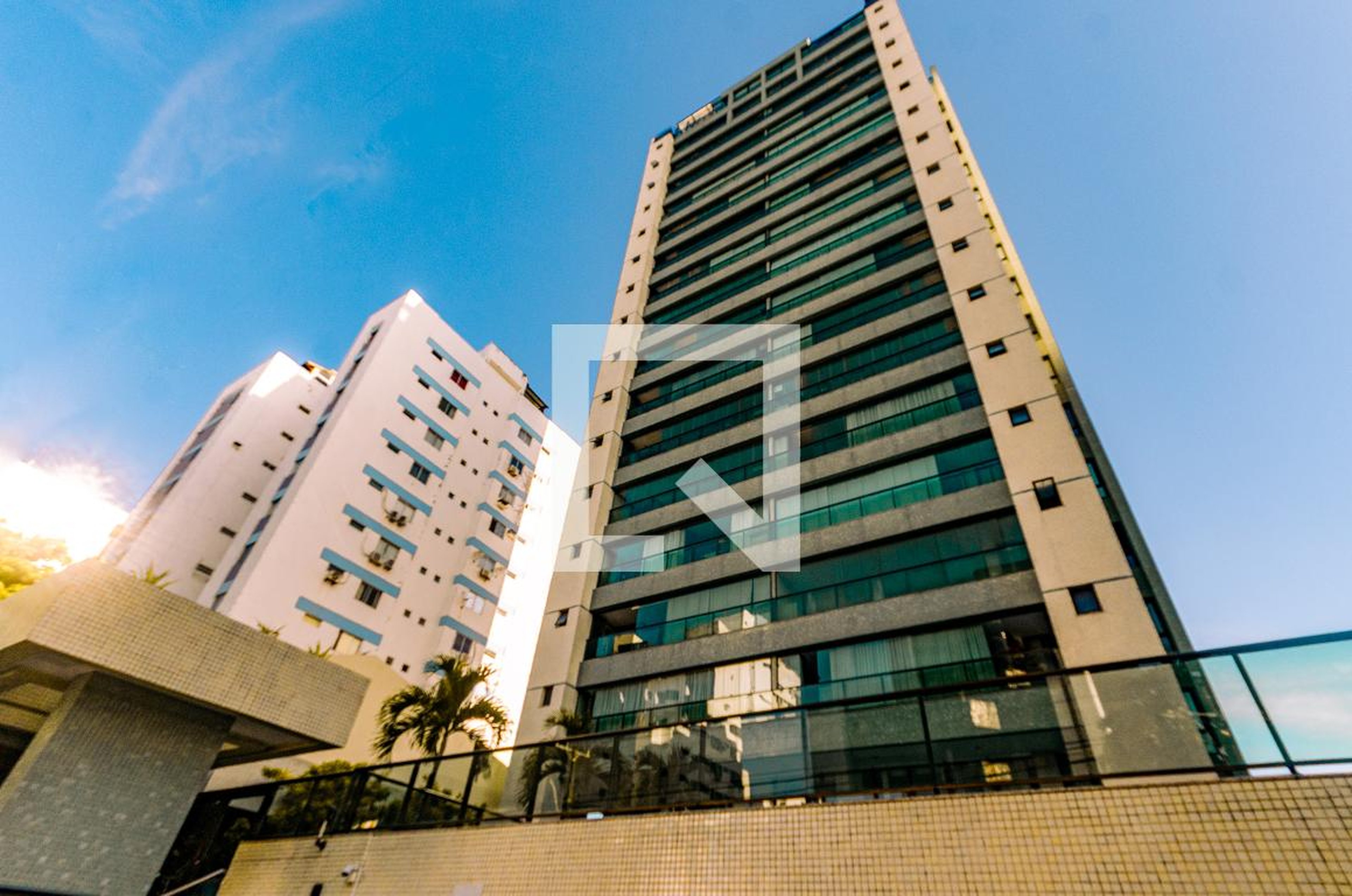 Fachada do Prédio Condomínio Ed. Raison Premiere