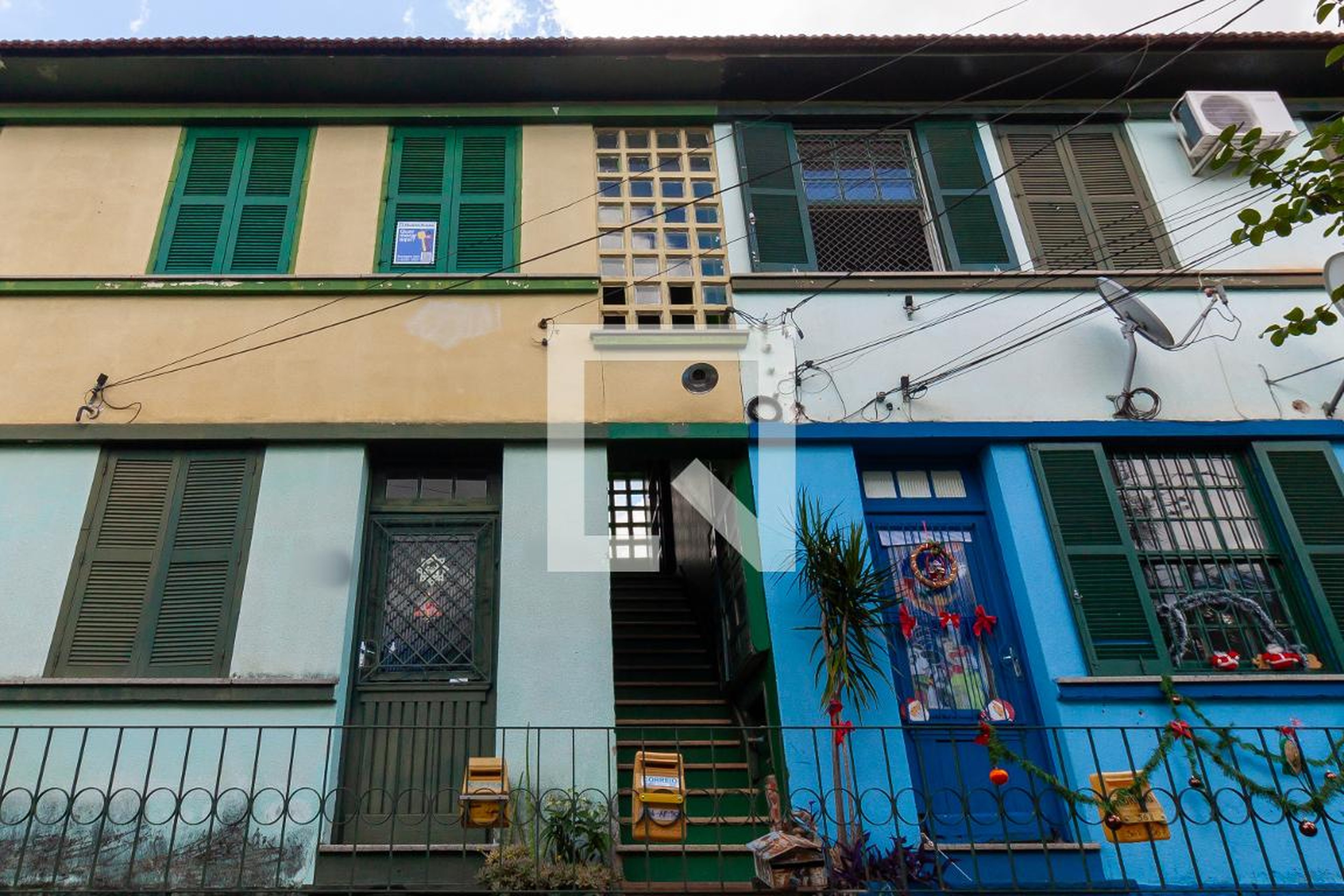 Fachada Condomínio em Rua Primeiro de Maio, 366