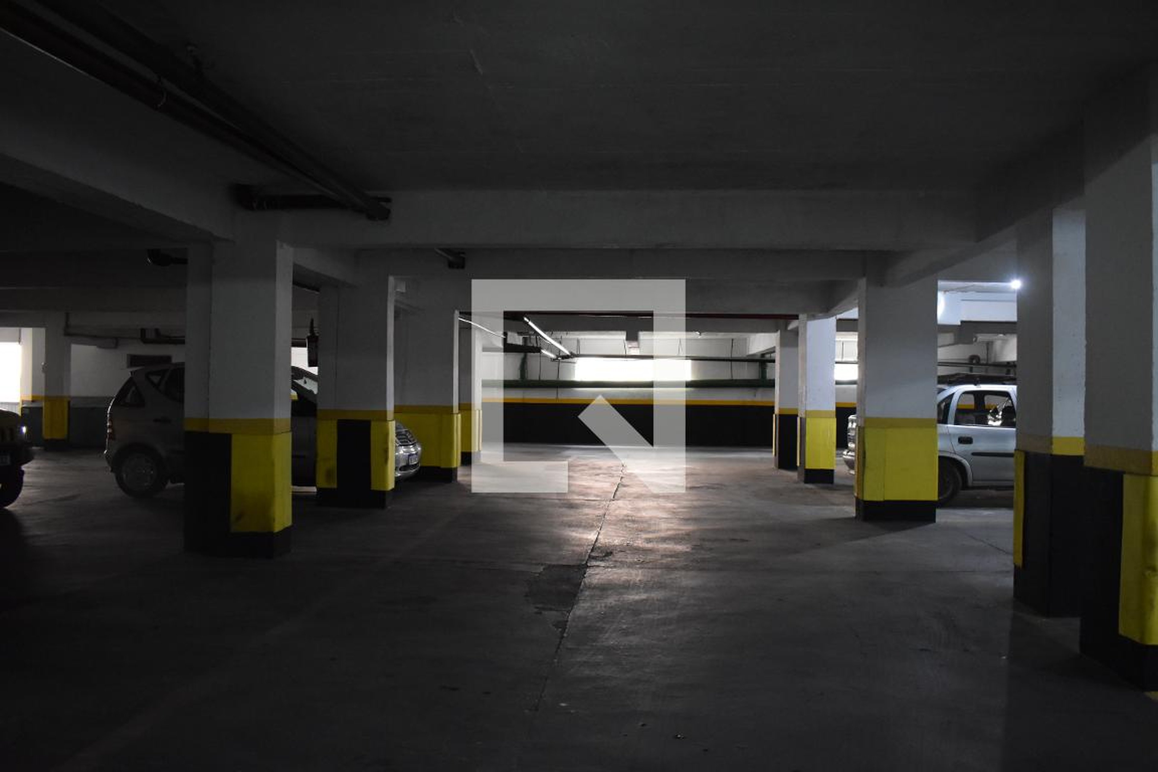 Estacionamento - Edifício Parc Champagnat