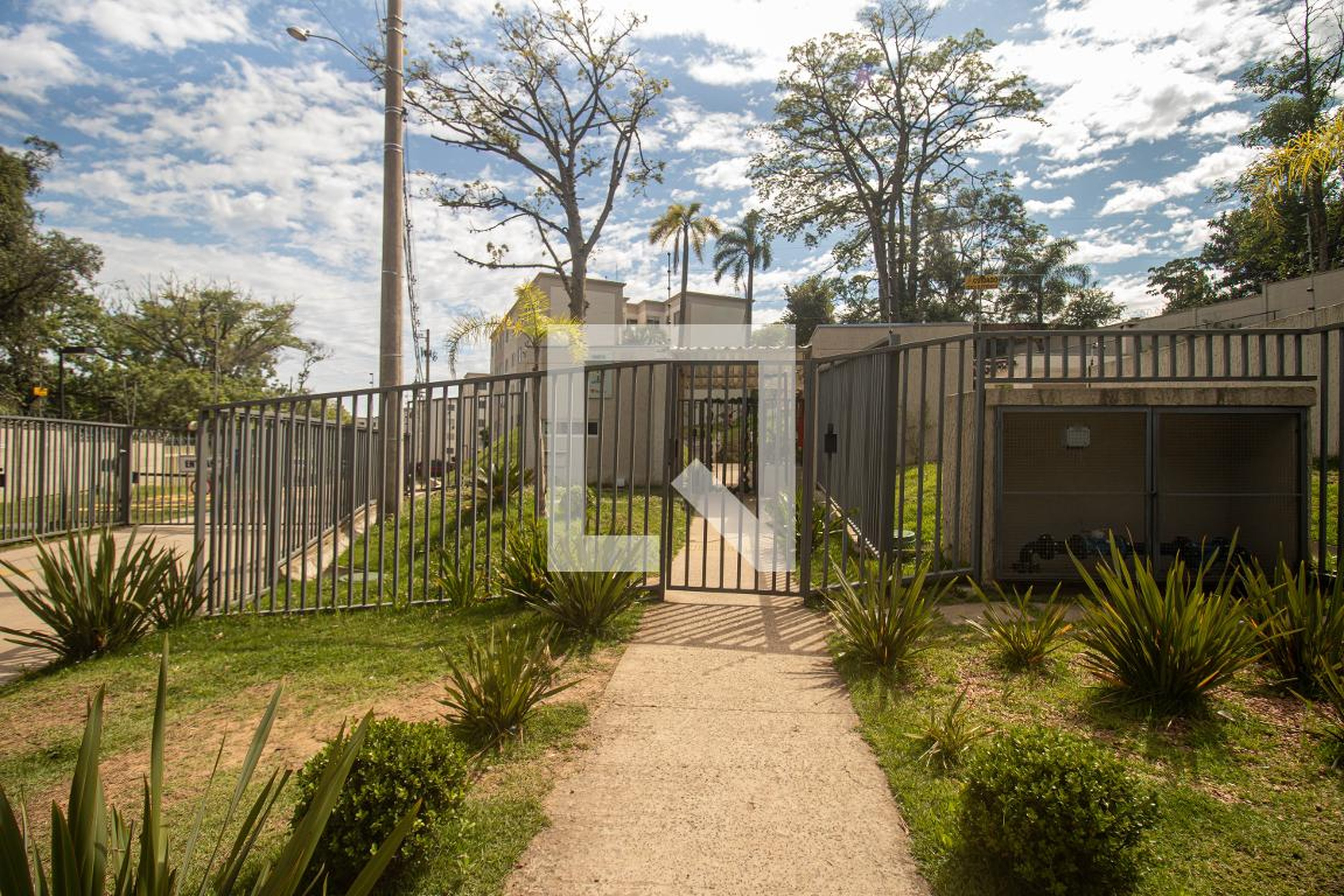 Fachada Condomínio em Avenida Protásio Alves, 10790